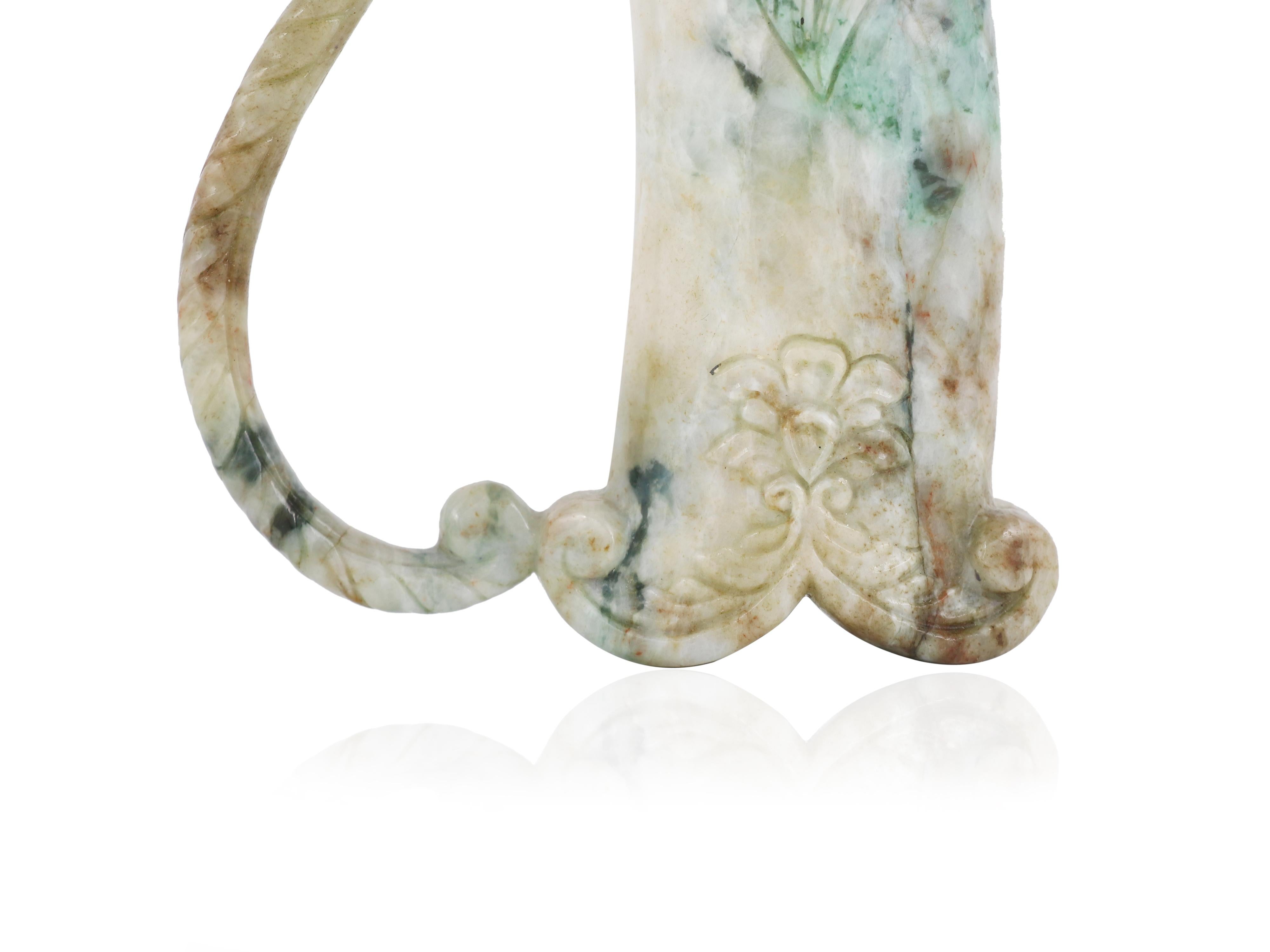 Arte asiático y antiguo indio Mughal Empuñadura de daga de jade en forma de cabeza de caballo en venta 9