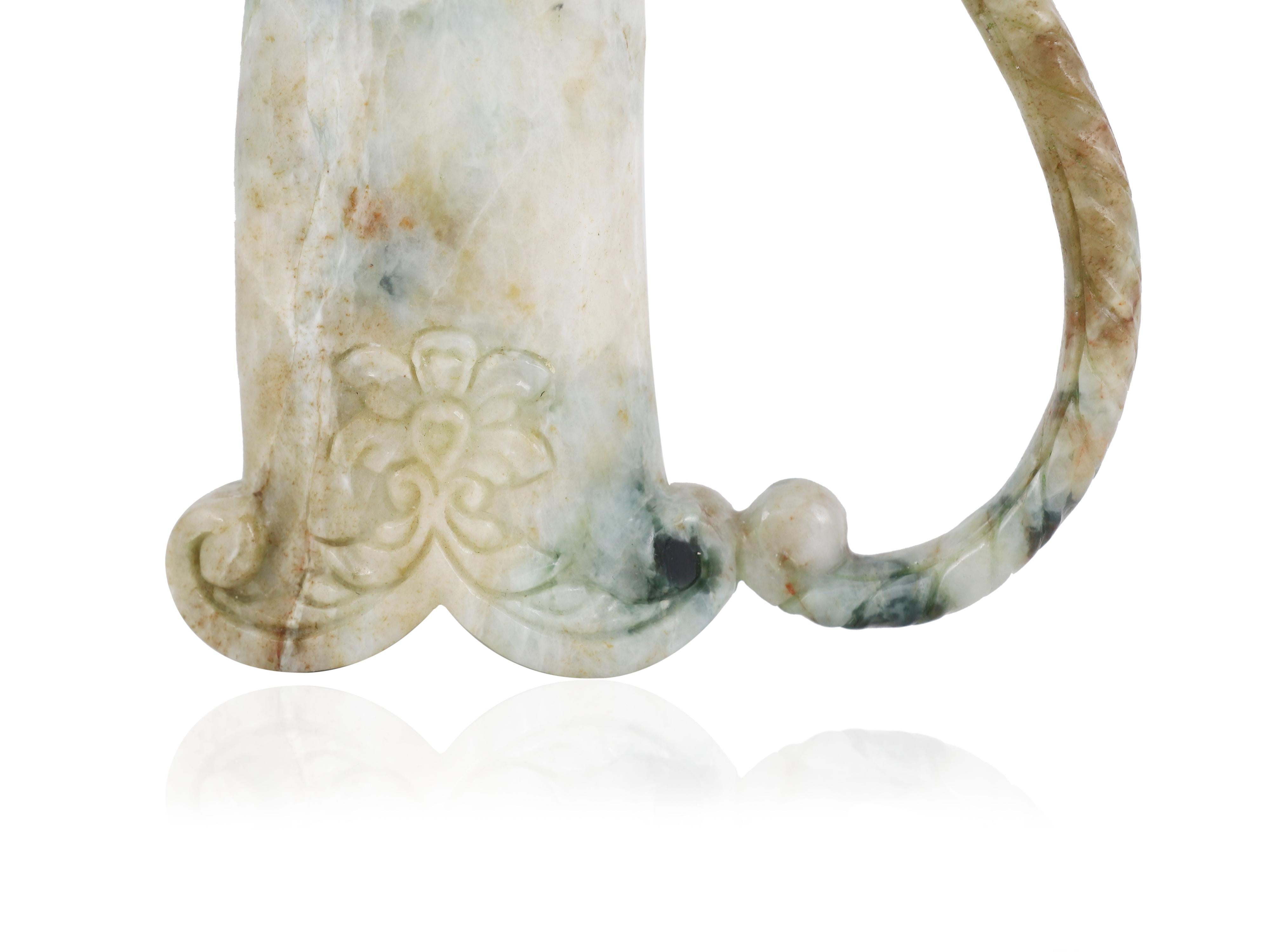 Arte asiático y antiguo indio Mughal Empuñadura de daga de jade en forma de cabeza de caballo en venta 10