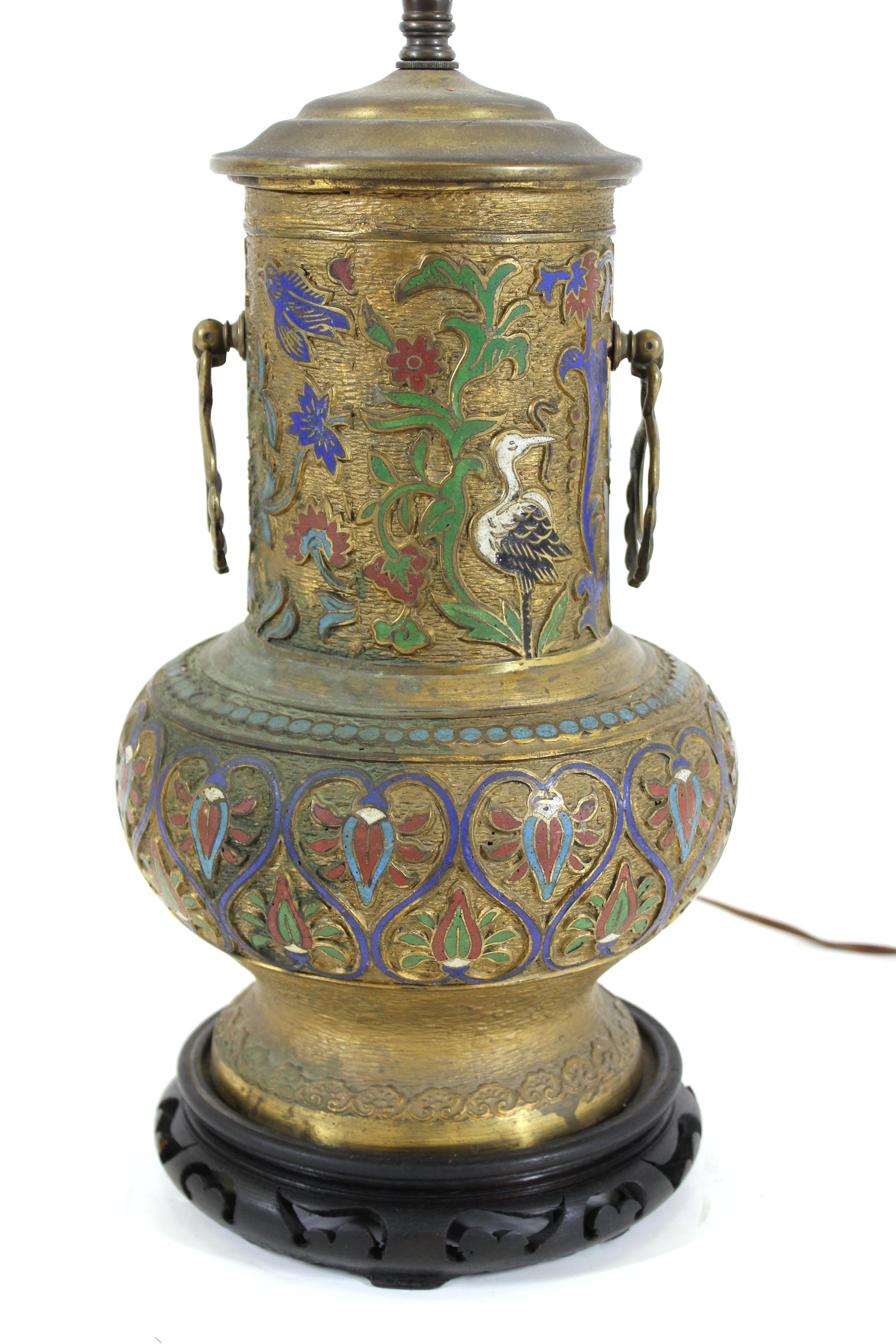 Asian Art Deco Champlevé Enamel Urn Table Lamp In Good Condition For Sale In New York, NY