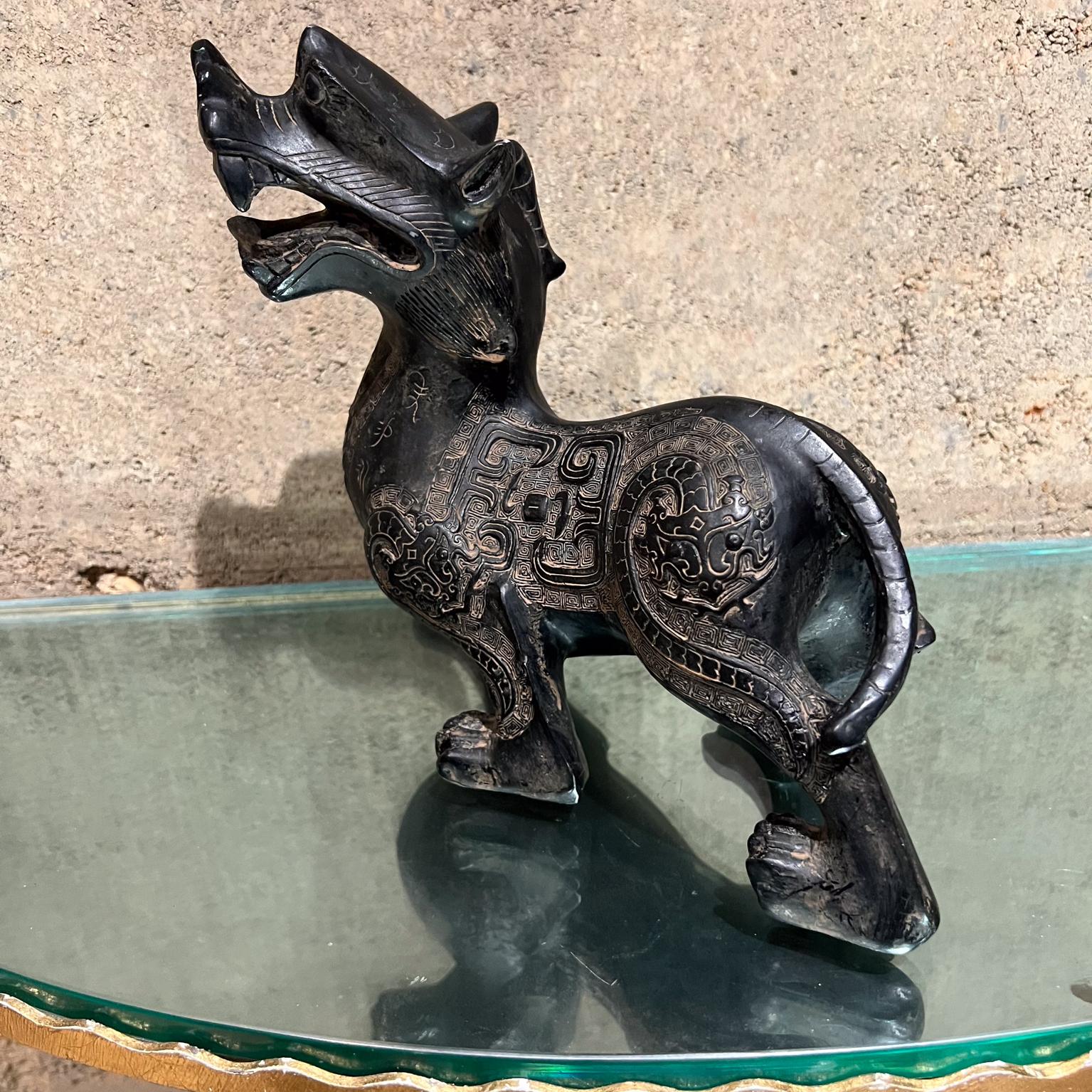 Asian Art Pixiu Chinese Dragon Table Sculpture In Good Condition For Sale In Chula Vista, CA