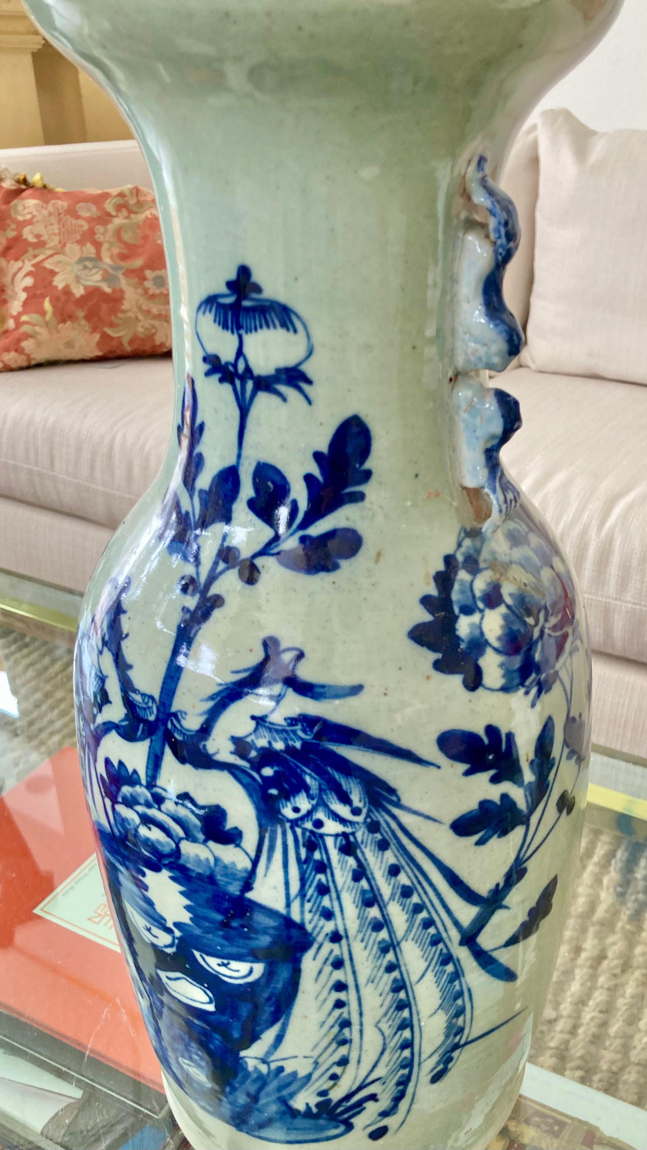 Vase asiatique bleu et blanc en vente 3