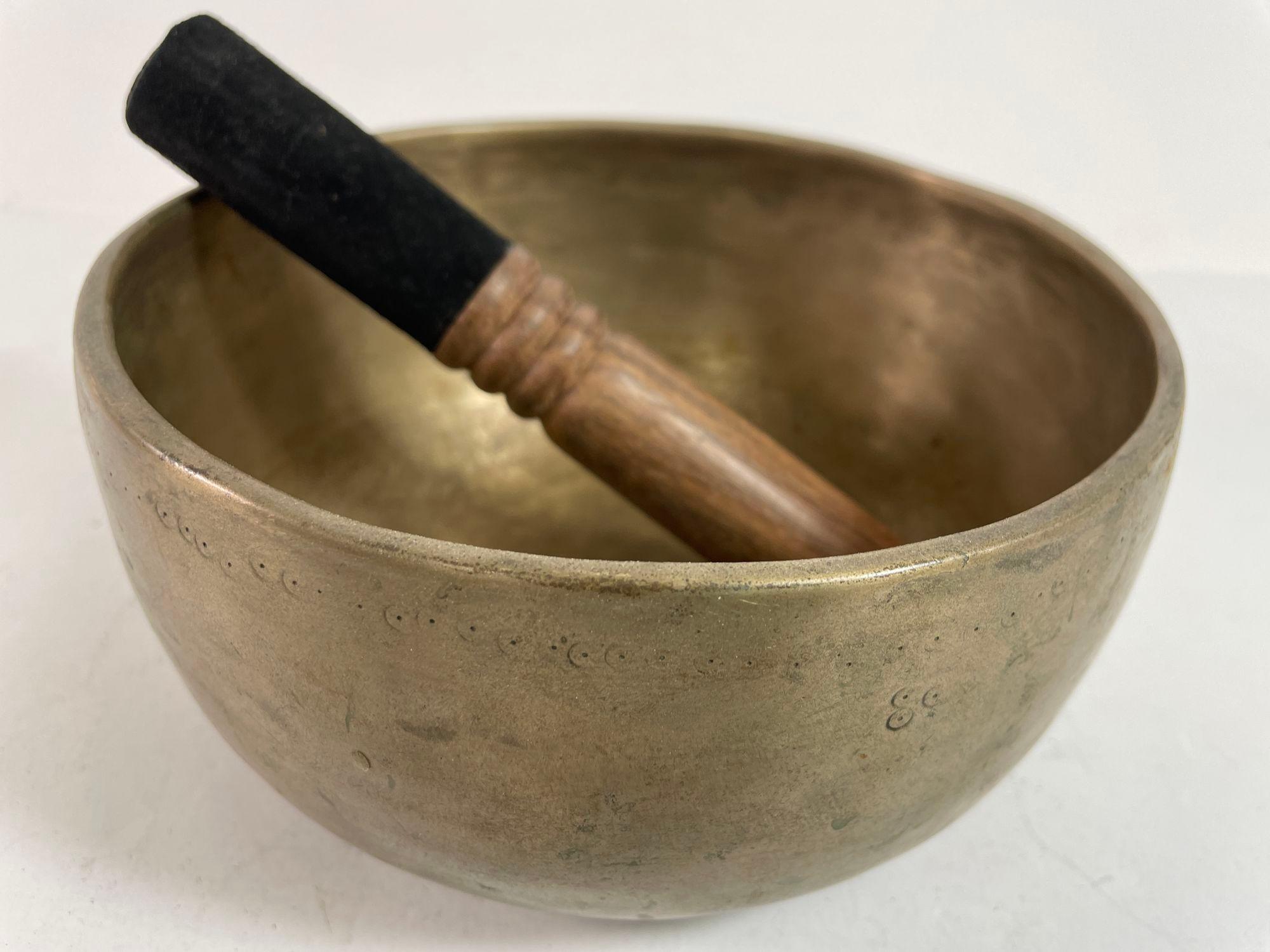 Minimalist Asian Bronze Hammered Singing Bowl Nepal 1950s For Sale
