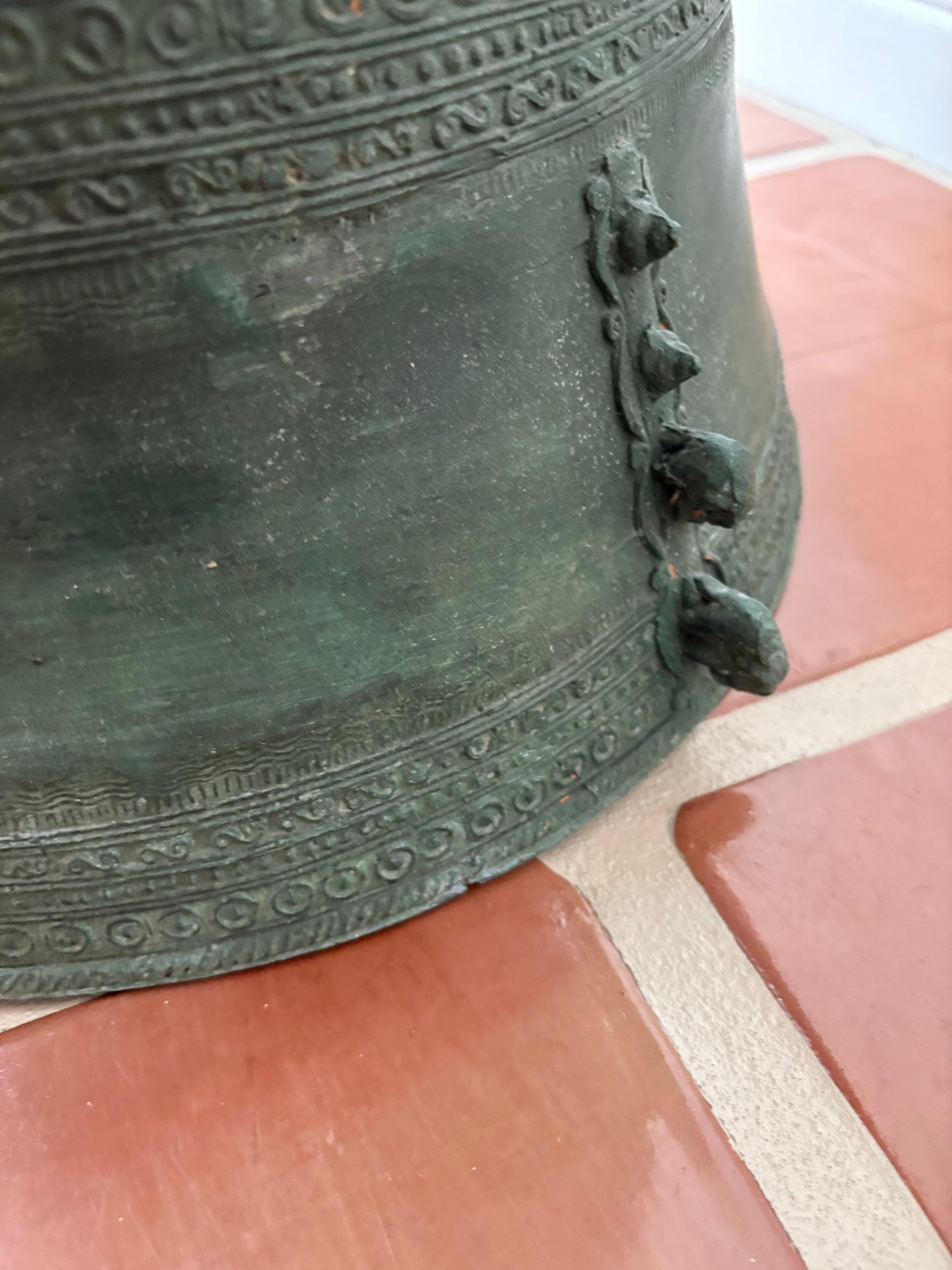 Asian bronze rain drum In Good Condition For Sale In Winnetka, IL