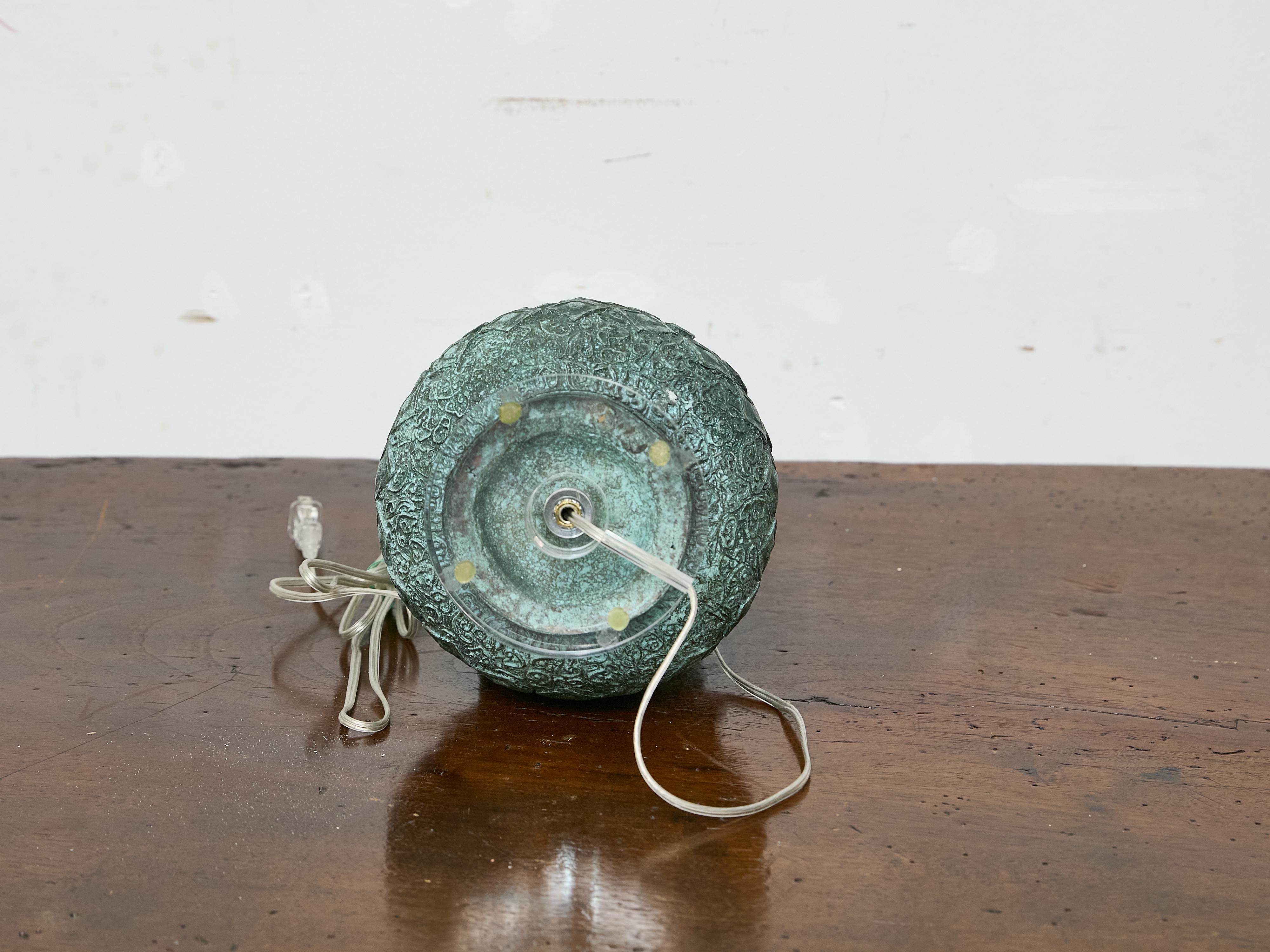 Asian Bronze Vessel Table Lamp with Verdigris Patina on Lucite Base, circa 1900 For Sale 2