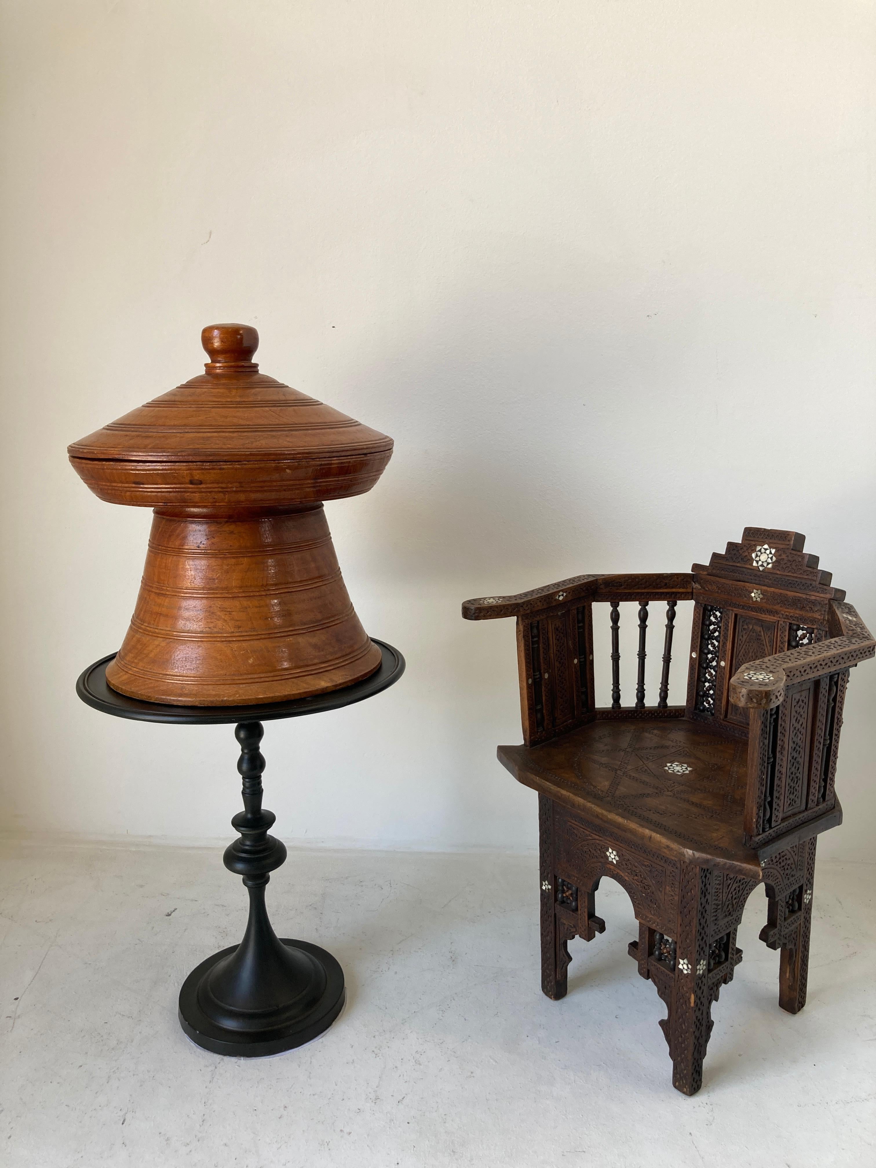 Asian Burmese Carved Wood Temple Offering Lidded Box For Sale 2