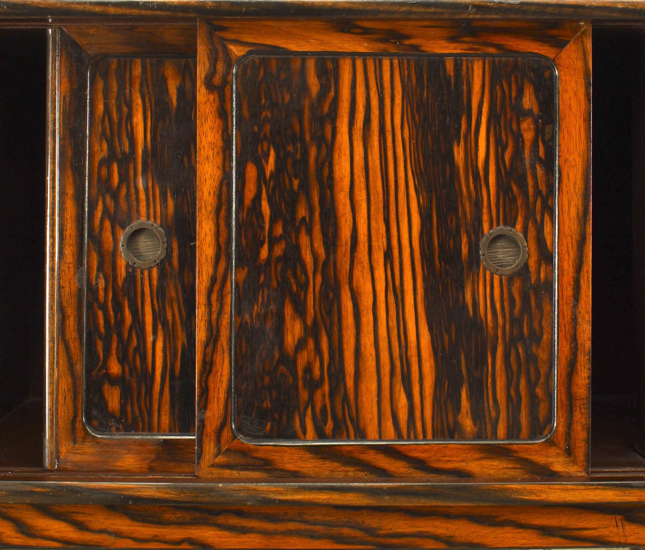 Anglo-Japanese Asian Calamander Wood Étagère