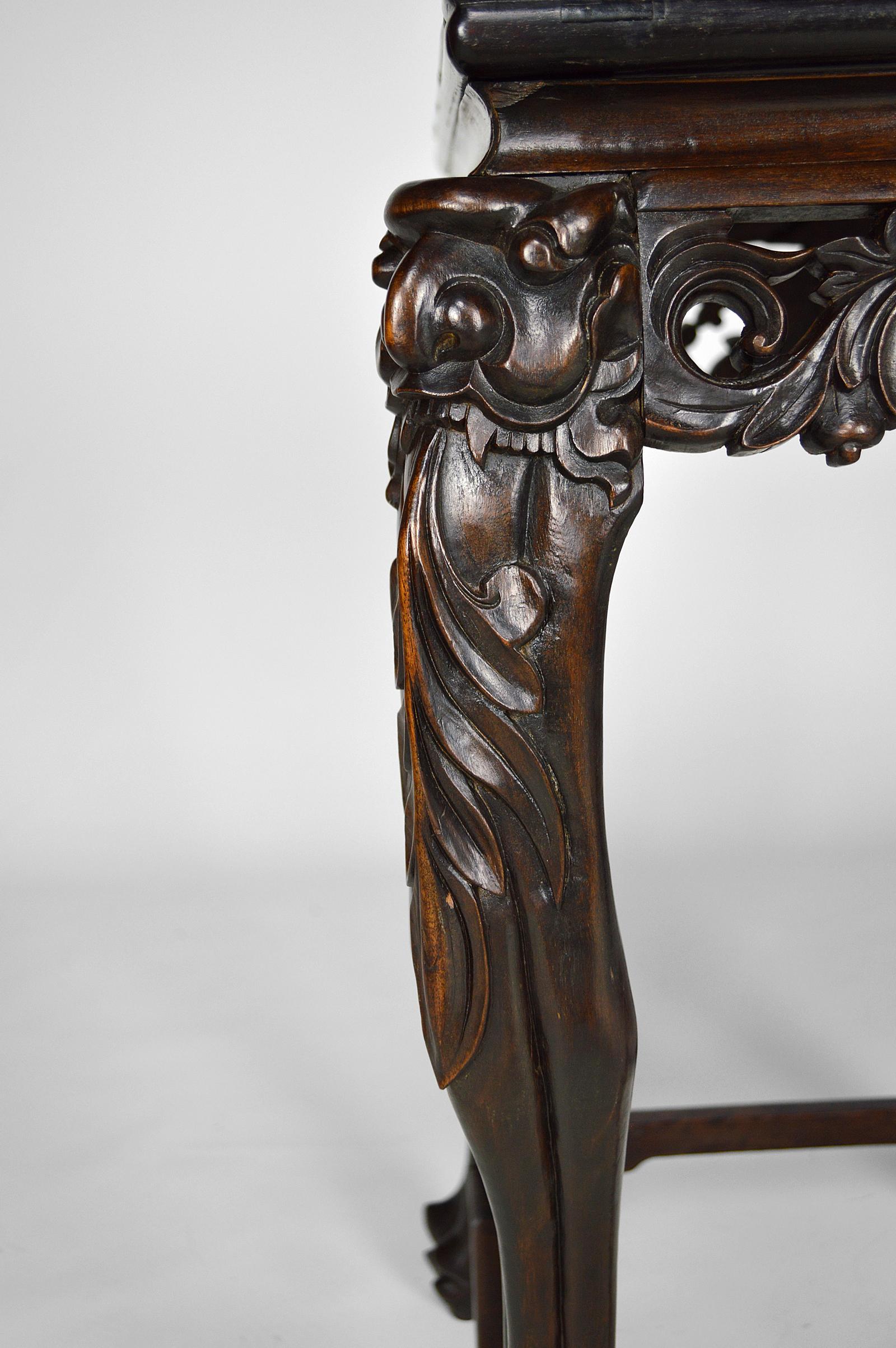 Asian Carved Pedestal Table with Marble Top, Dragons and Flowers, circa 1890 For Sale 7