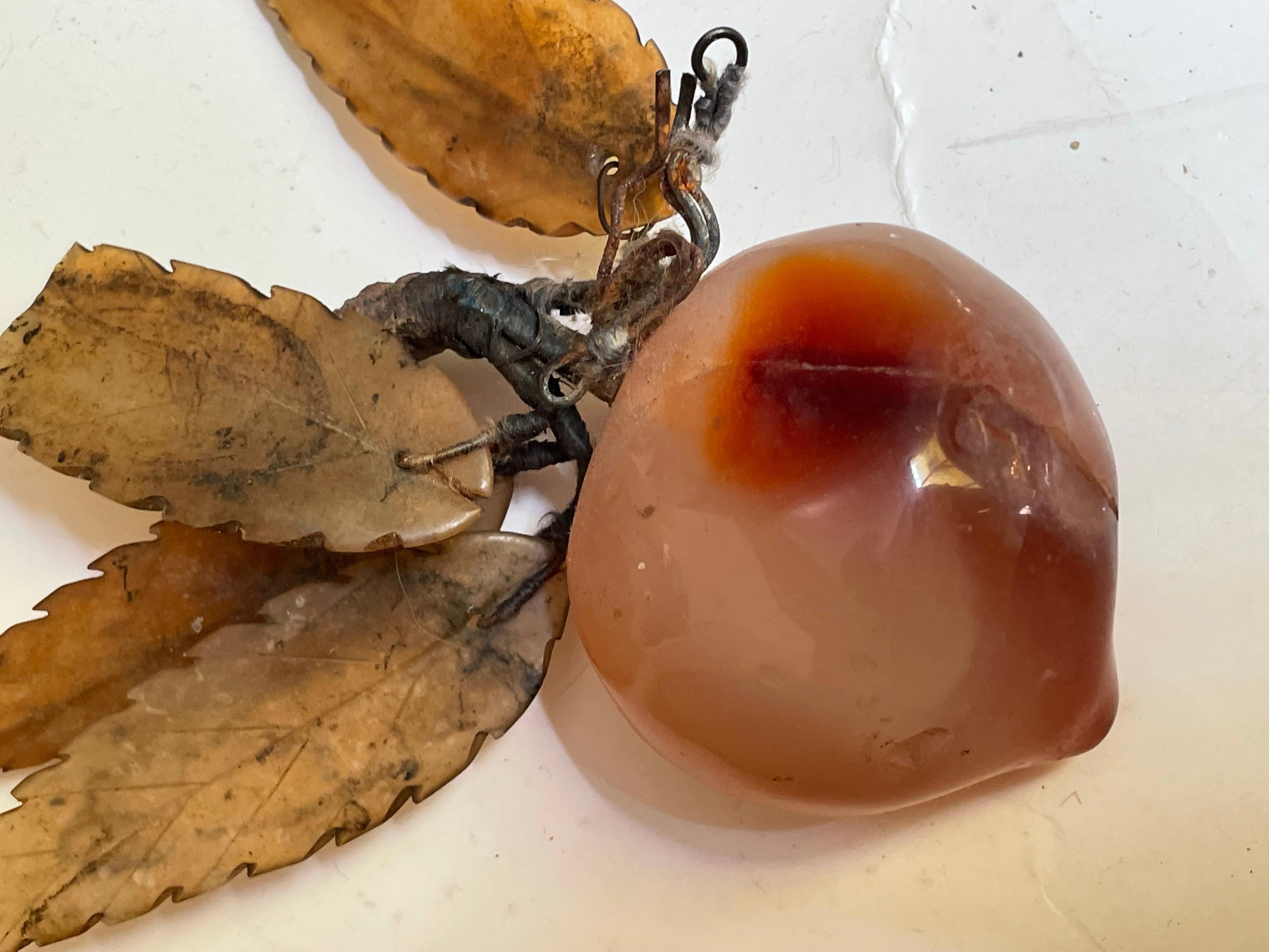 Ciruela asiática tallada Fruta de hueso duro Hojas talladas Piedra en venta