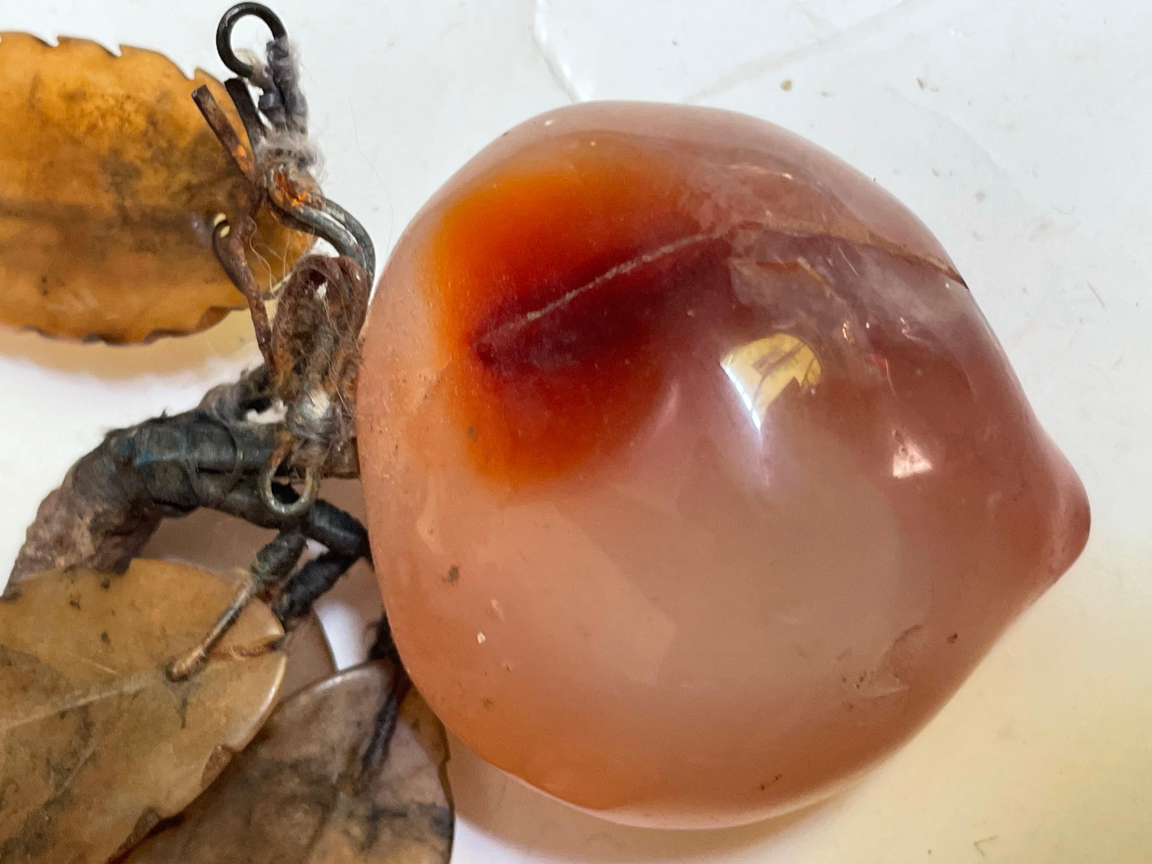 Ciruela asiática tallada Fruta de hueso duro Hojas talladas en venta 1