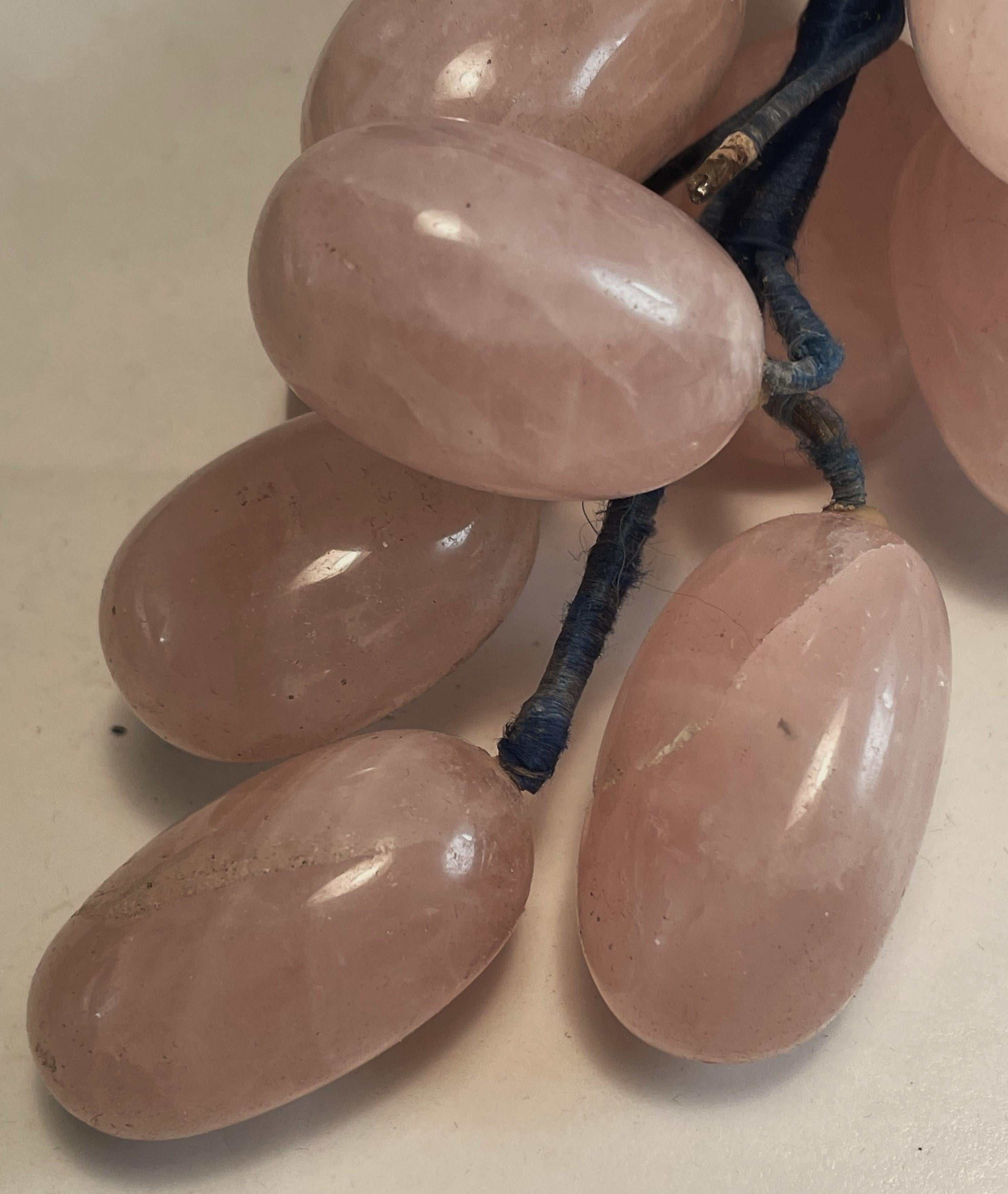 Asian Carved Rose Quartz Stone Fruit Grape Bunches Jade Leaves Decorative a Pair For Sale 4