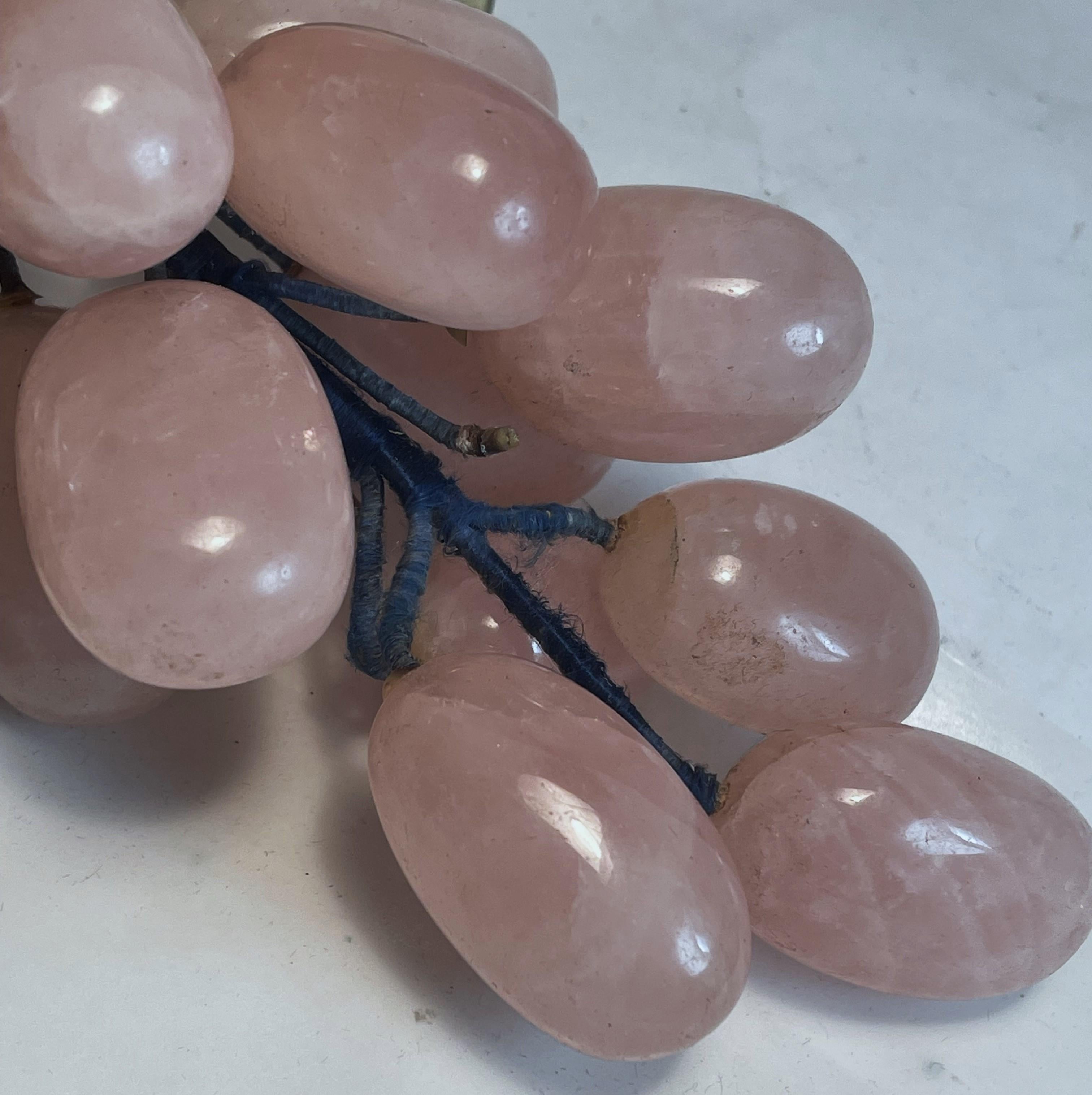 Asian Carved Rose Quartz Stone Fruit Grape Bunches Jade Leaves Decorative a Pair For Sale 3