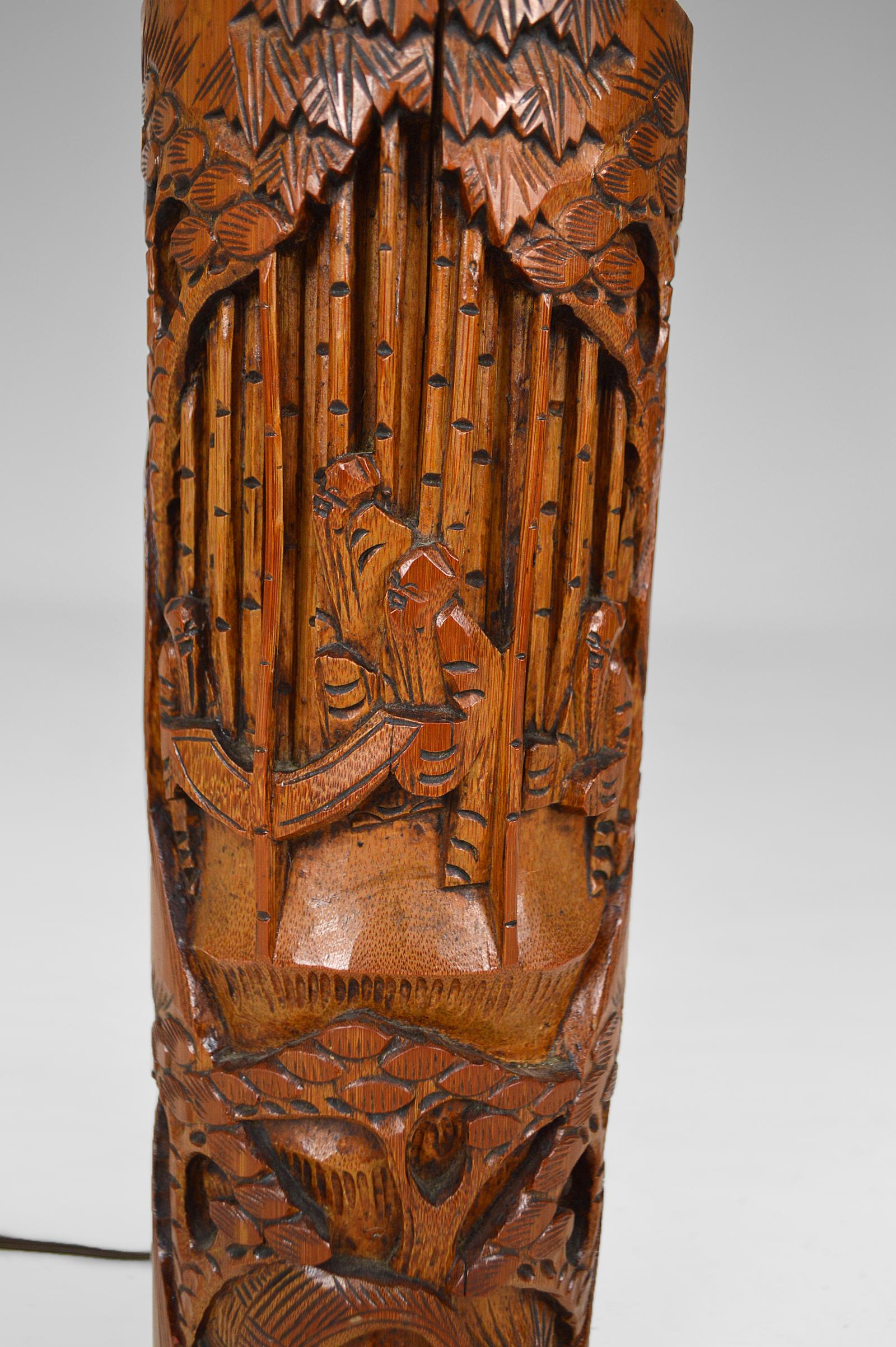 Chinoiserie Asian Carved Wooden Lamp, circa 1940 For Sale