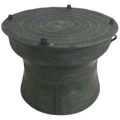 Tambour de pluie asiatique en bronze moulé