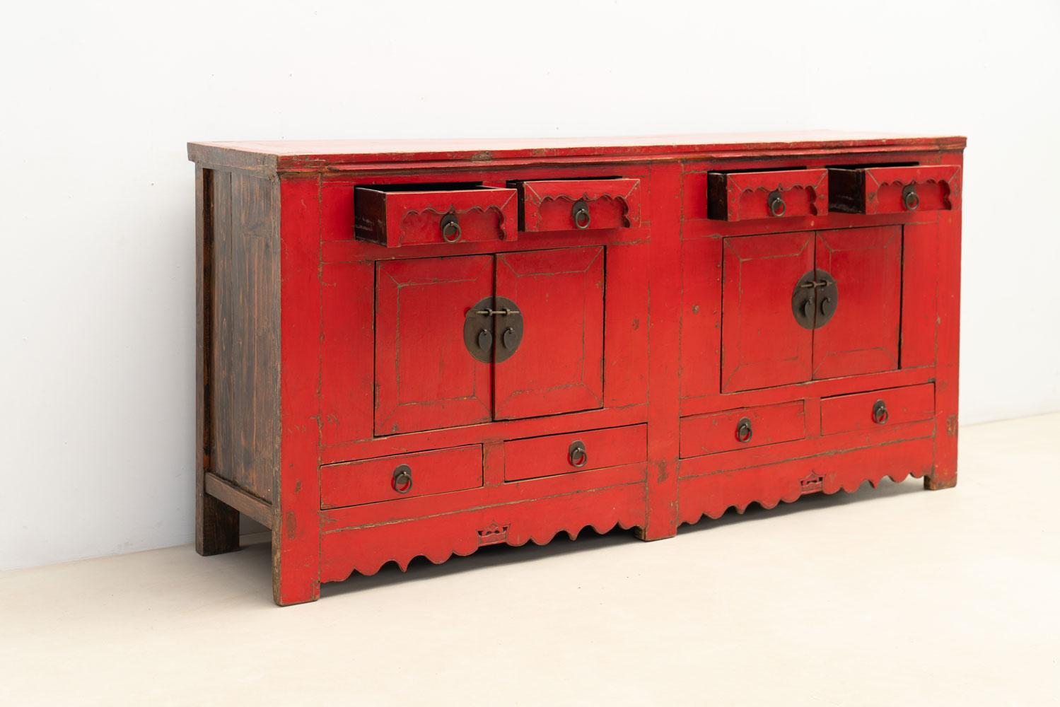 Asian chest of drawers, 20th century  For Sale 1