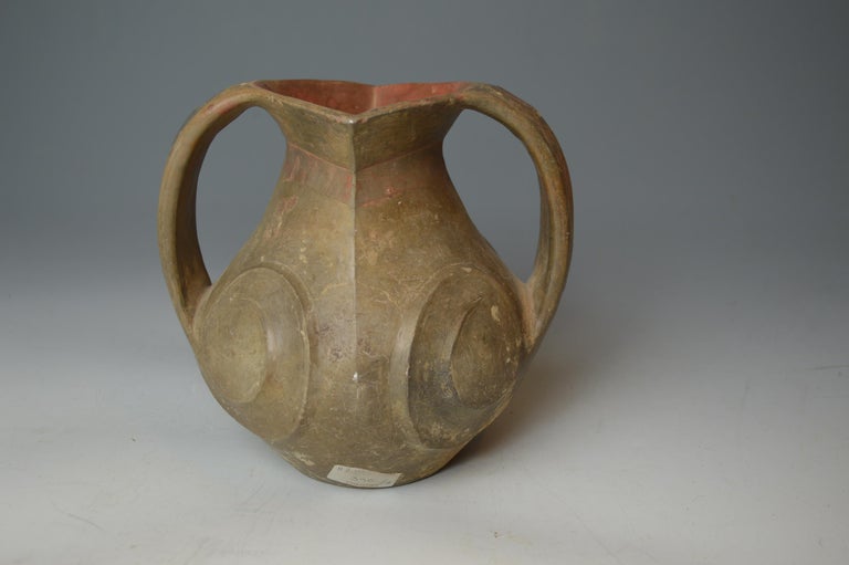 Asian Chinese Art Antique Chinese Terracotta Vase, circa 15th Century In Good Condition For Sale In London, GB