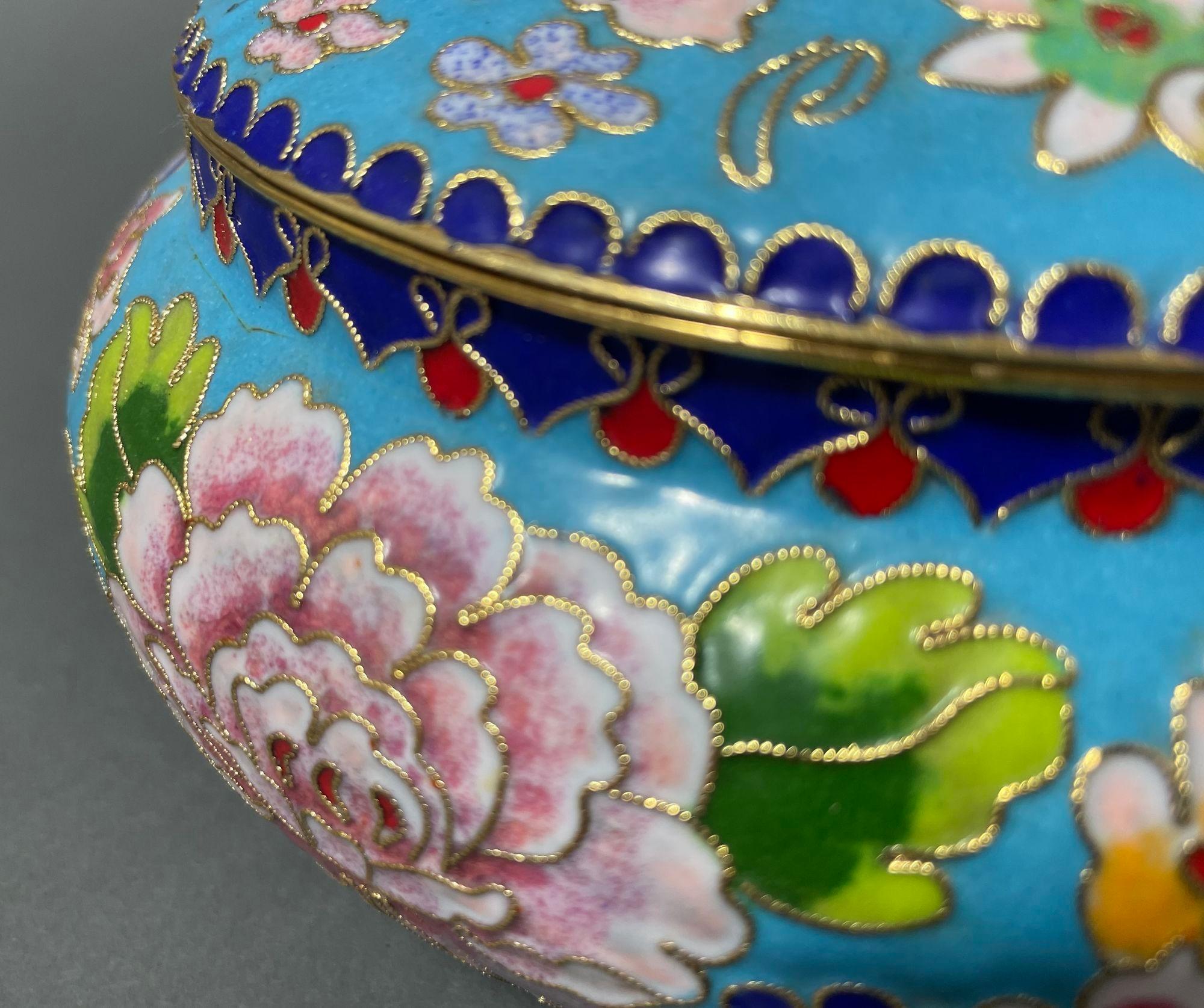 Asian Chinese Cloisone Box with Lid Turquoise Cobalt Pink Colors. 7