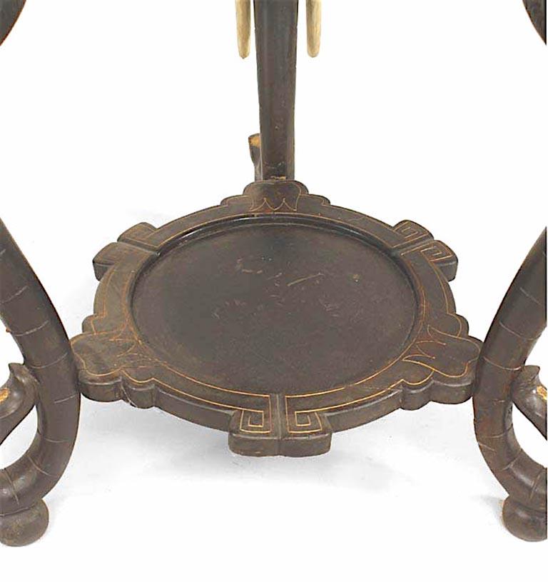 Asiatischer chinesischer ebonisierter Elefantenkopf-Tisch (Marmor) im Angebot
