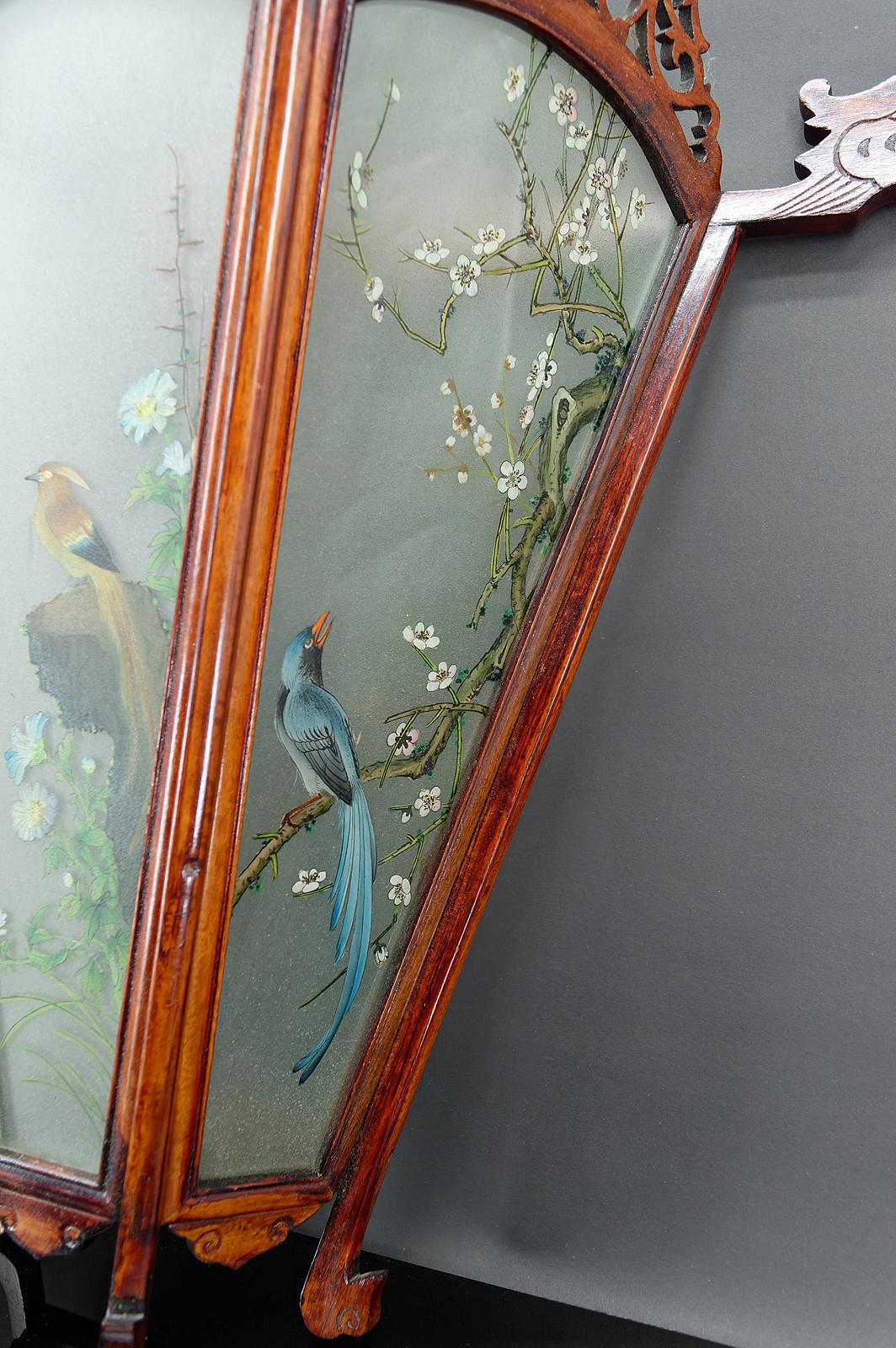 Asian Chinese wall sconce, painted birds, China, circa 1900 For Sale 3