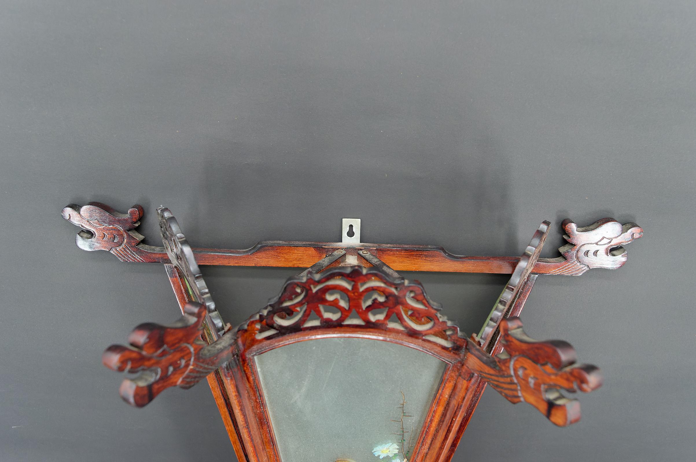 Asian Chinese wall sconce, painted birds, China, circa 1900 For Sale 6