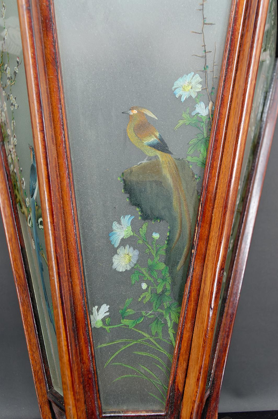 Early 20th Century Asian Chinese wall sconce, painted birds, China, circa 1900 For Sale