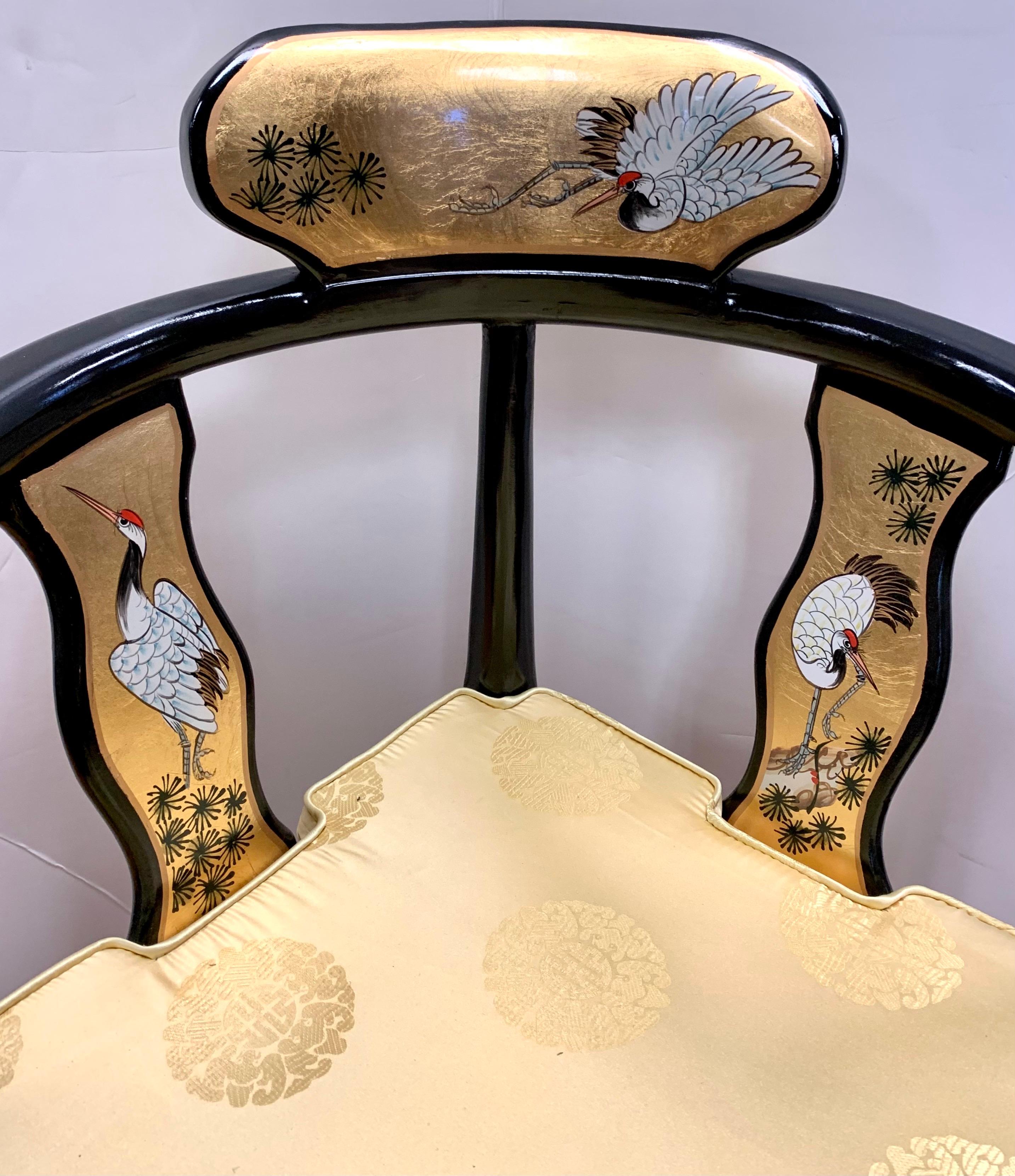 Asian Chinoiserie Hand Painted Dining Set, Game Table with Four Chairs In Good Condition In West Hartford, CT