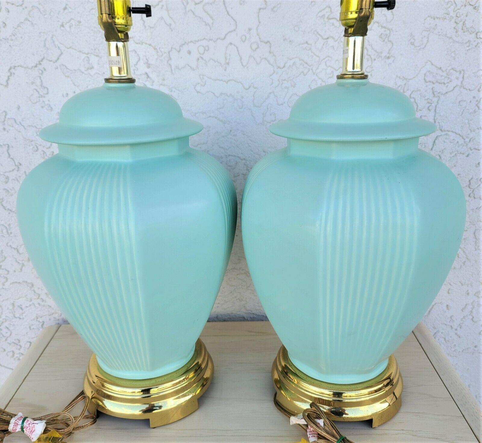 Asian Chinoiserie Ming Ginger Jar & Brass Table Lamps For Sale 1