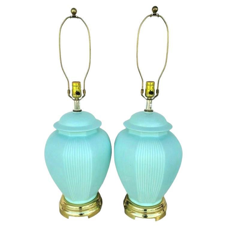 Asian Chinoiserie Ming Ginger Jar & Brass Table Lamps For Sale