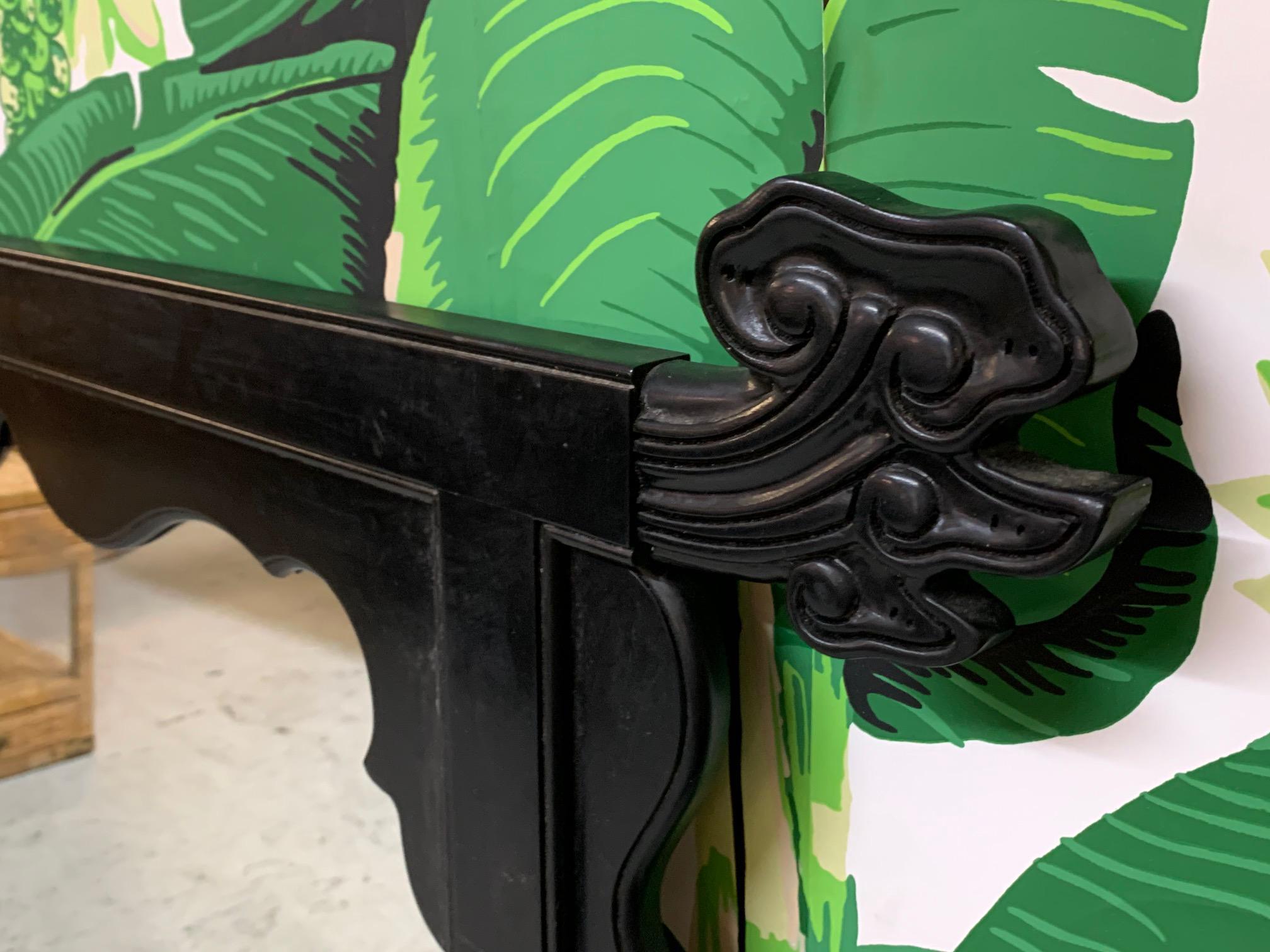 Specchio da parete asiatico Chinoiserie In condizioni buone in vendita a Jacksonville, FL