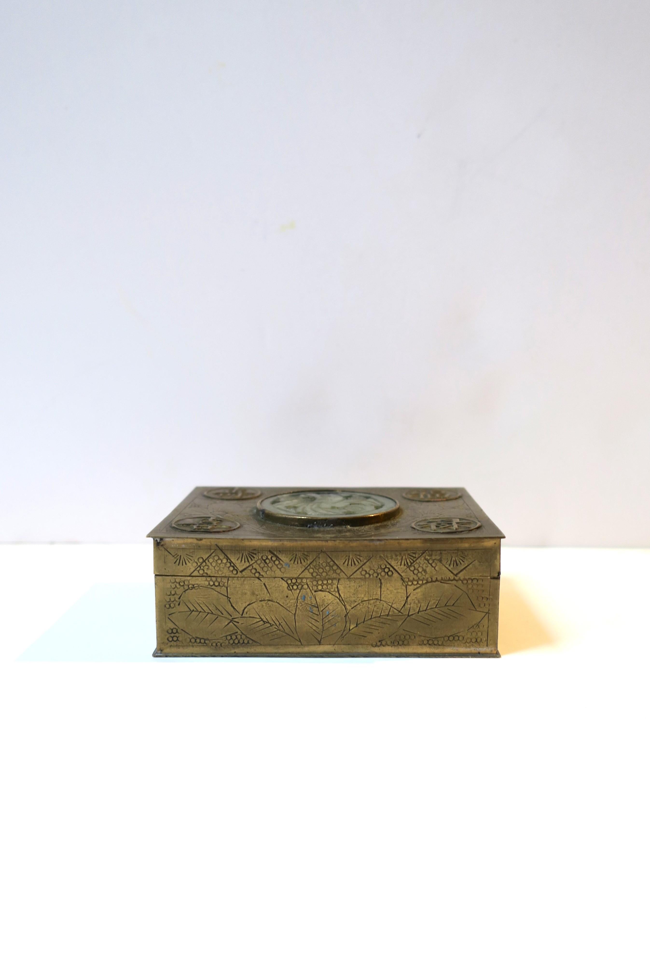 Chinese Asian Cigarette Box Center Serpentine Stone Hand Engraved For Sale