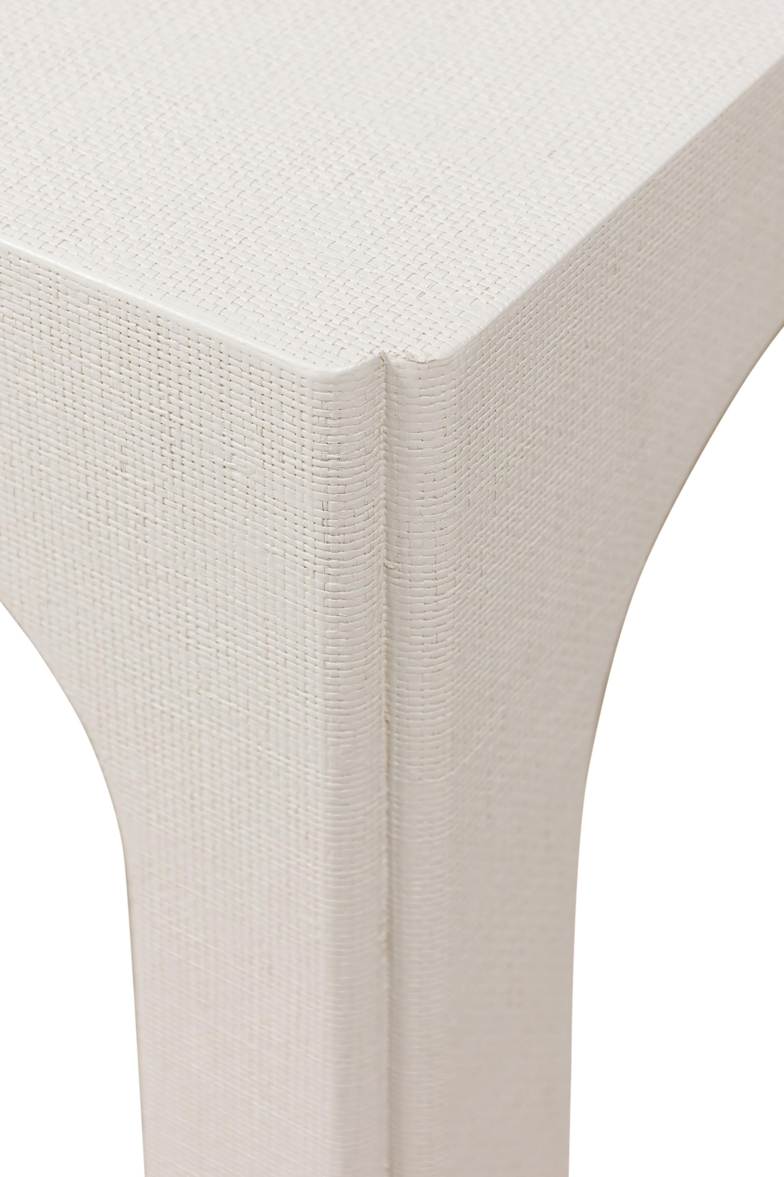 Porcelaine Table basse enveloppée de raphia de couleur gris clair, style Asian Contemporary en vente