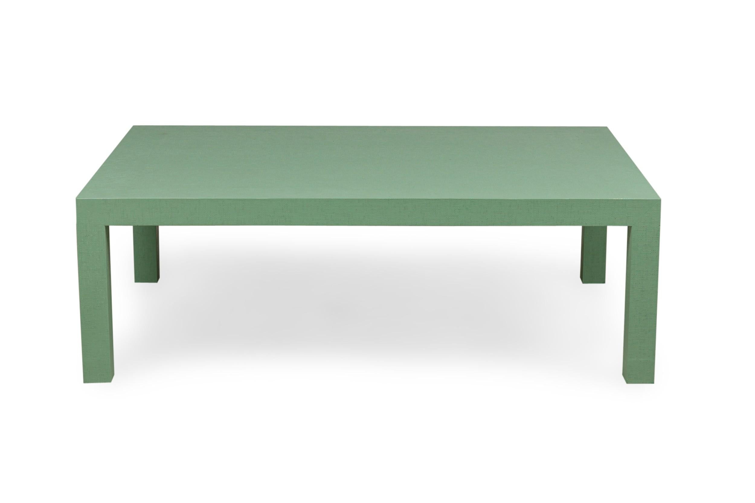Mesa de centro envuelta en rafia color menta Asian Contemporary Style Pintado a mano en venta