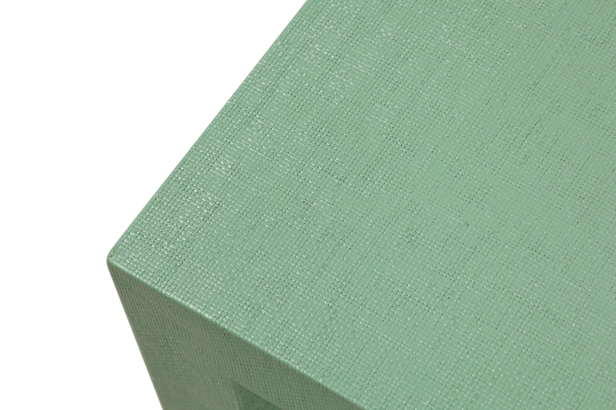 Mesa de centro envuelta en rafia color menta Asian Contemporary Style Porcelana en venta