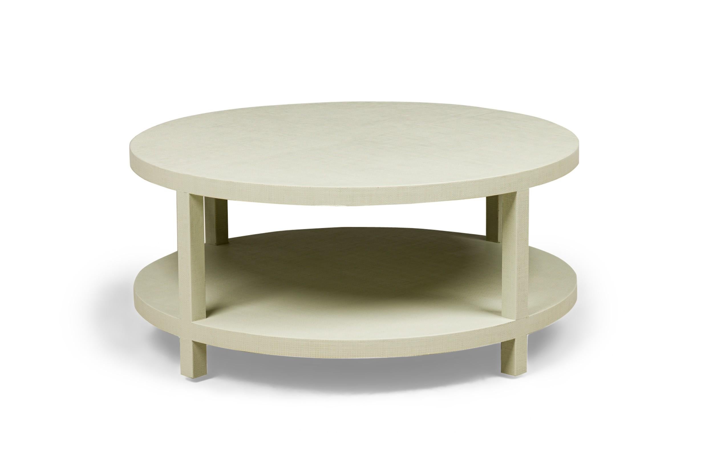 Moderne Table basse ronde enveloppée de raphia de couleur Sage, style Asian Contemporary en vente