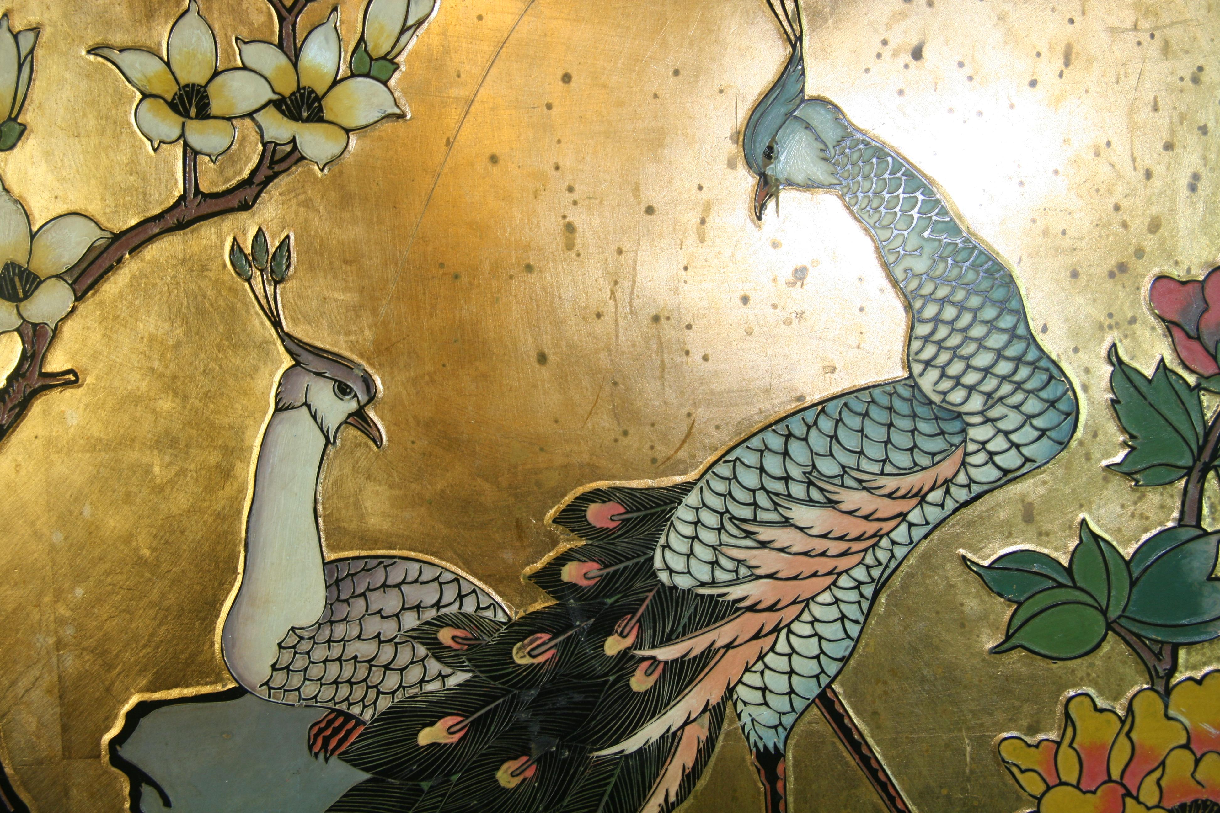 Asian Courting  Peacocks Painted Round Panel For Sale 4