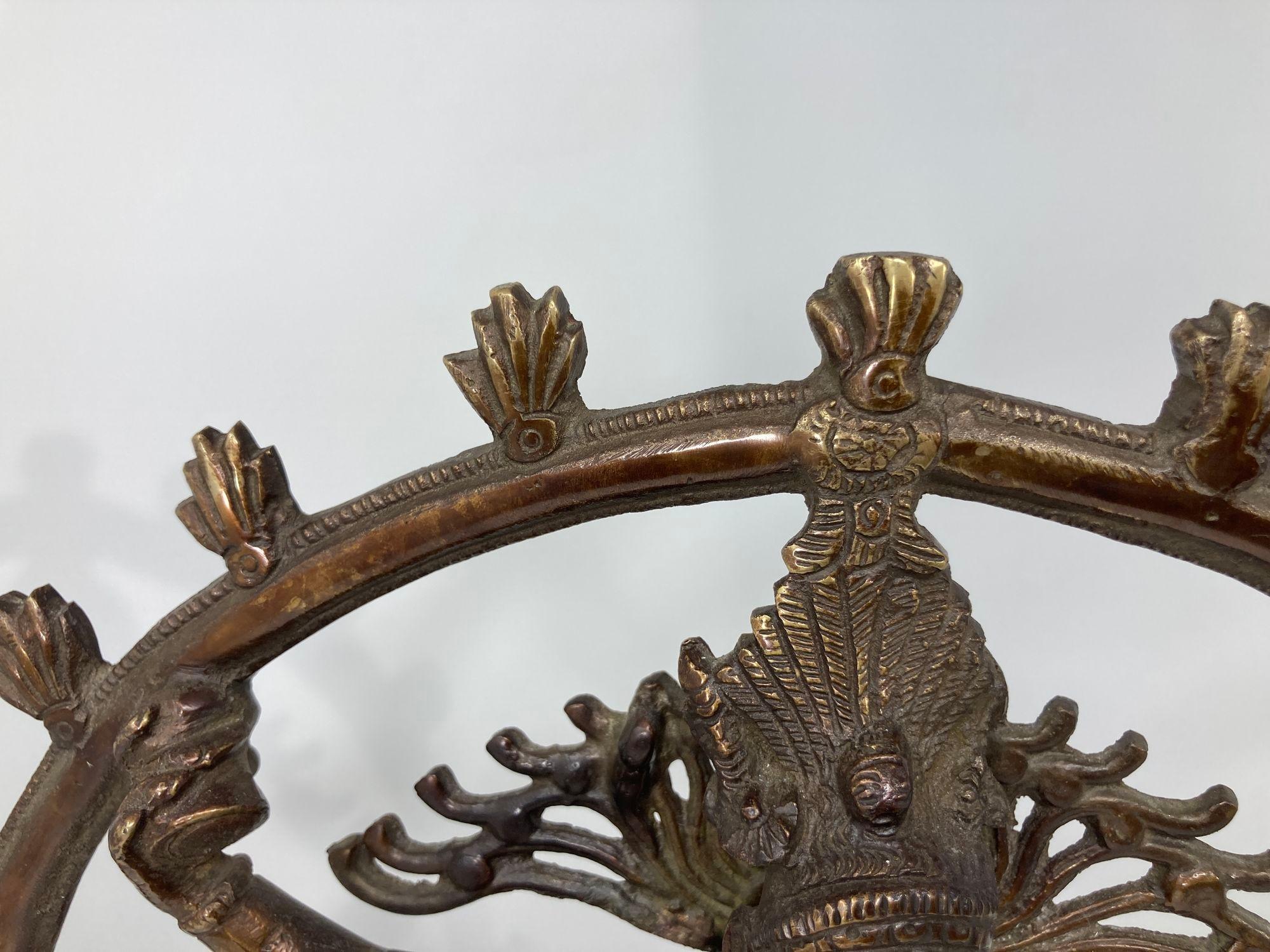 Danza asiatica Indù in bronzo e rame Shiva Nataraja Circa 1950 in vendita 4