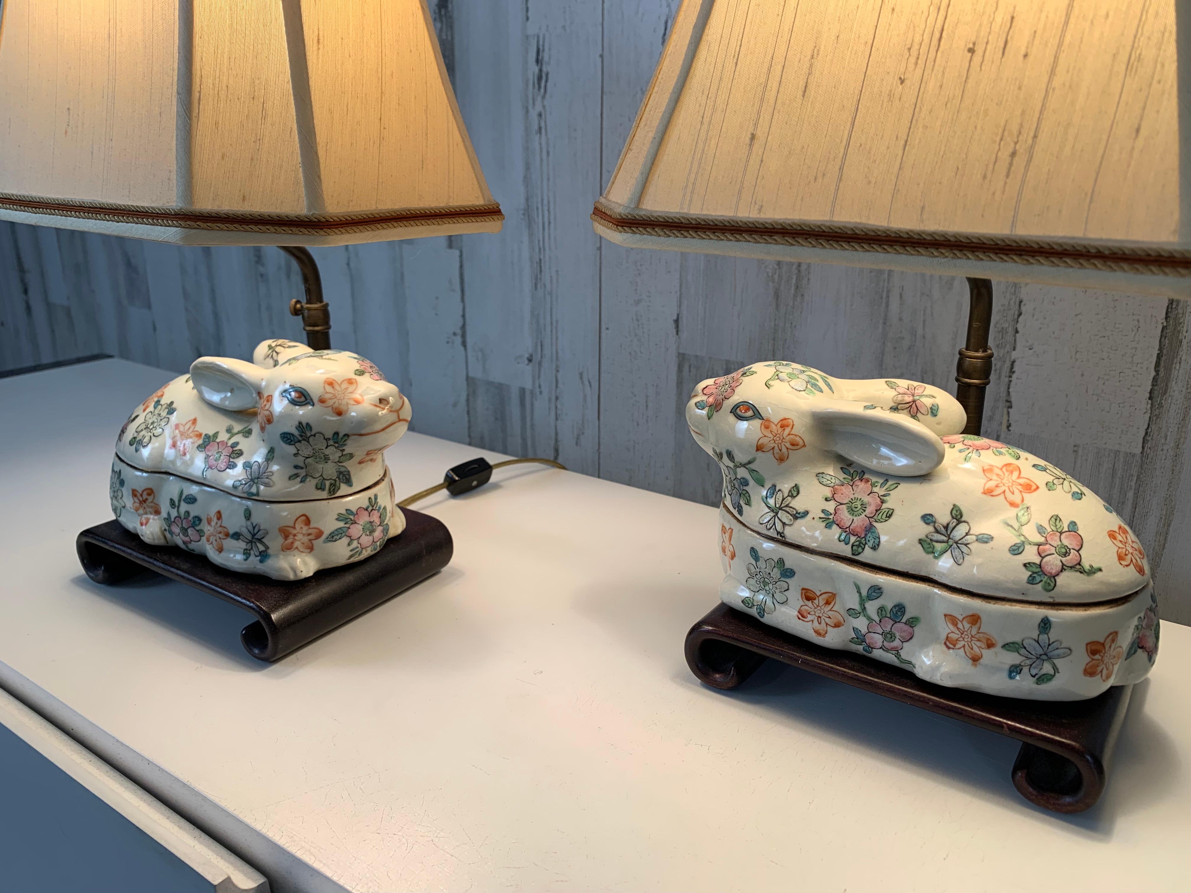 Lampes lapins d'exportation asiatique en vente 4