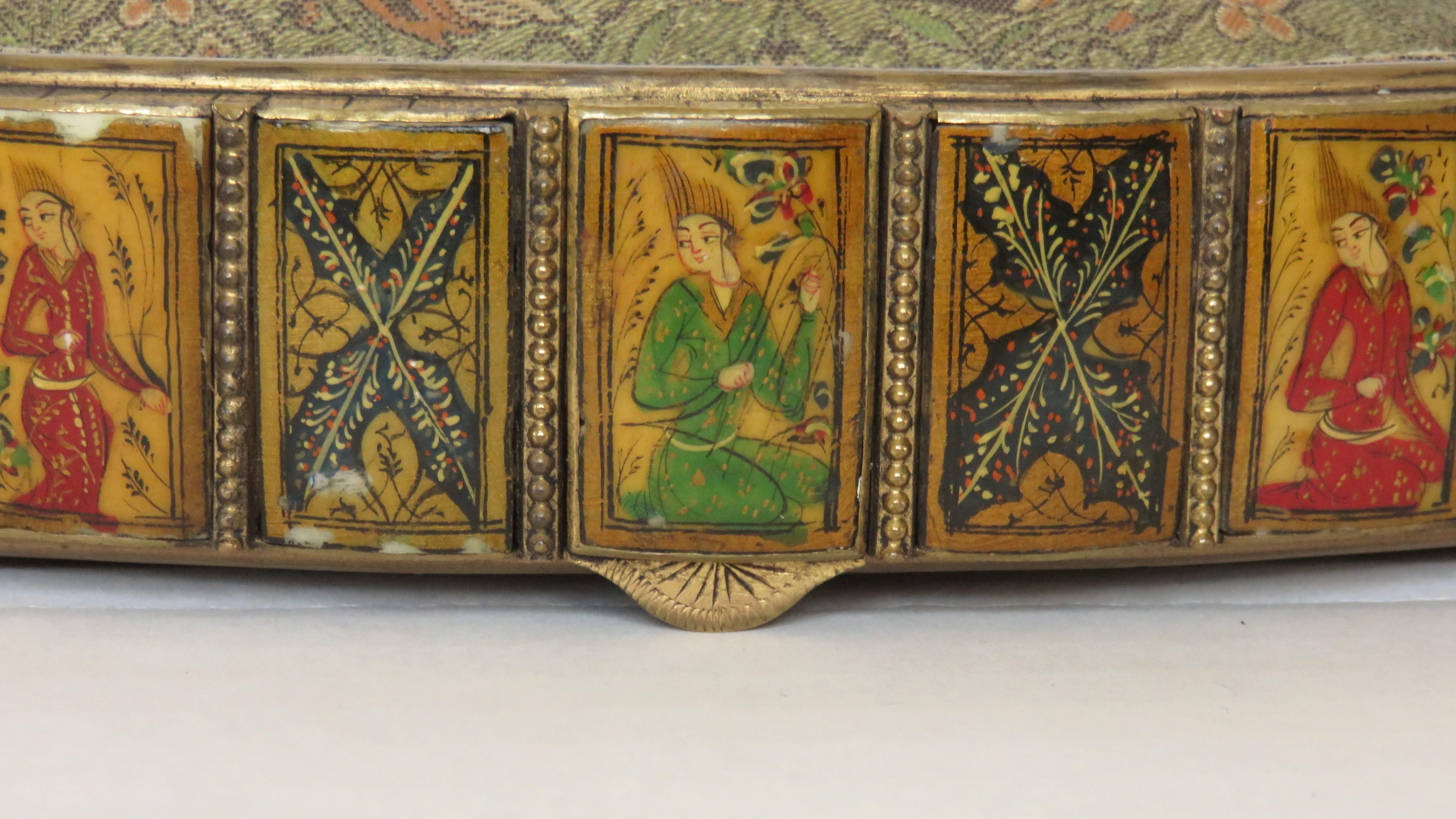 Asian Figure Motif Brocade Clutch with Painted Figures Tile Top 1930s For Sale 3