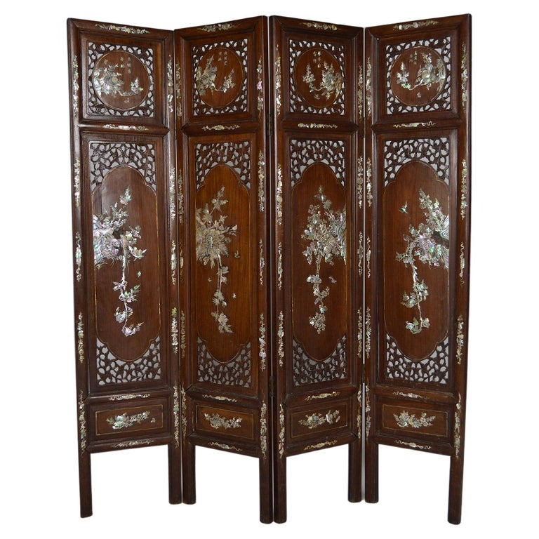 Asian Folding Screen in Carved Wood and Mother-of-Pearl, 19th Century For Sale