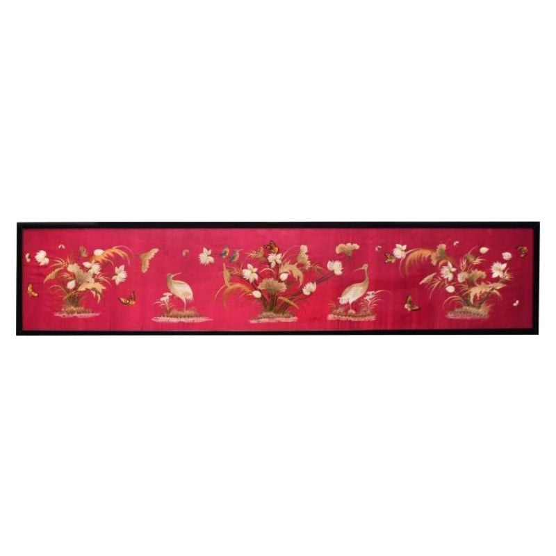 Asiatisches gerahmtes besticktes Seidenpaneel im Angebot