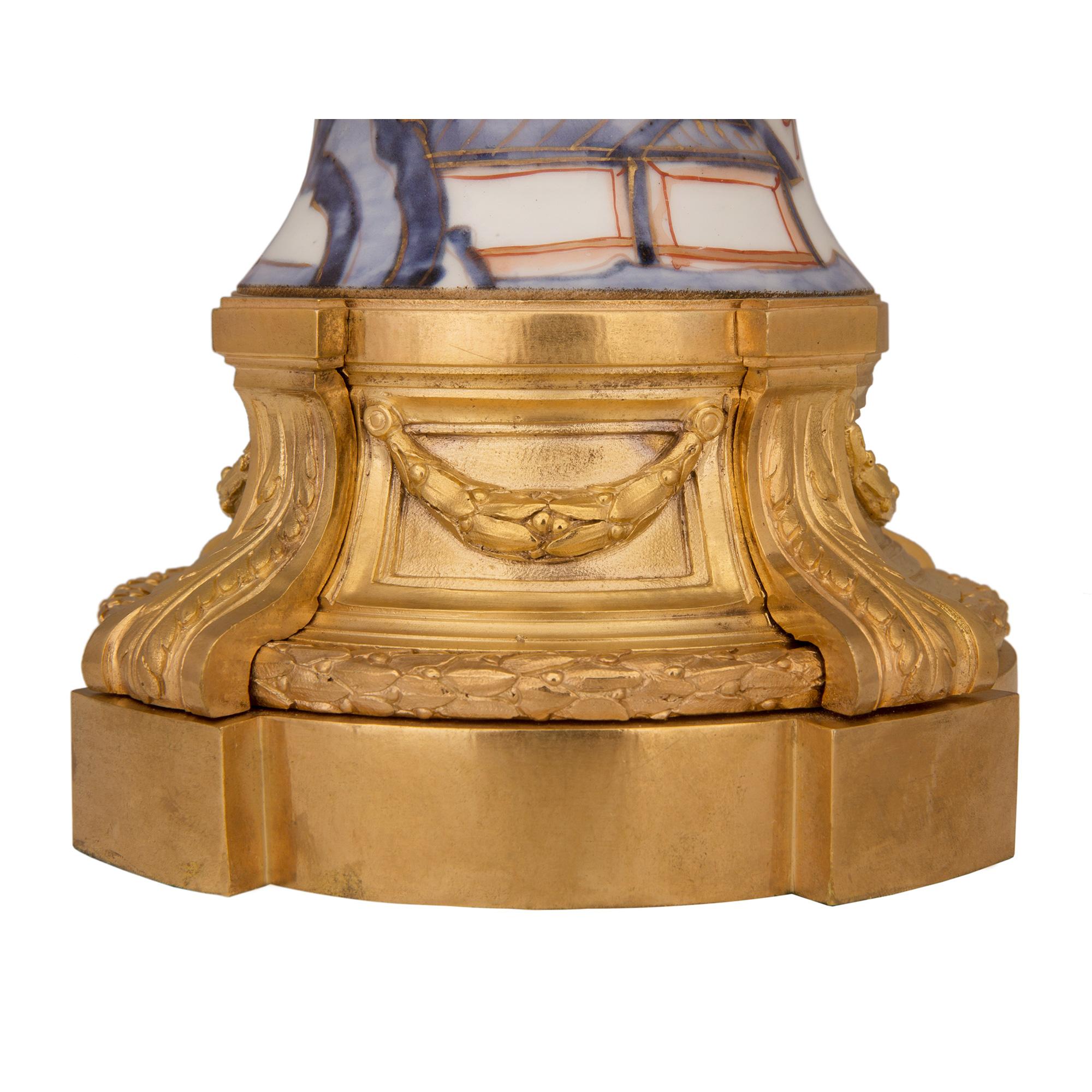 Lampe de style Louis XVI du 19ème siècle en collaboration asiatique et française en vente 2