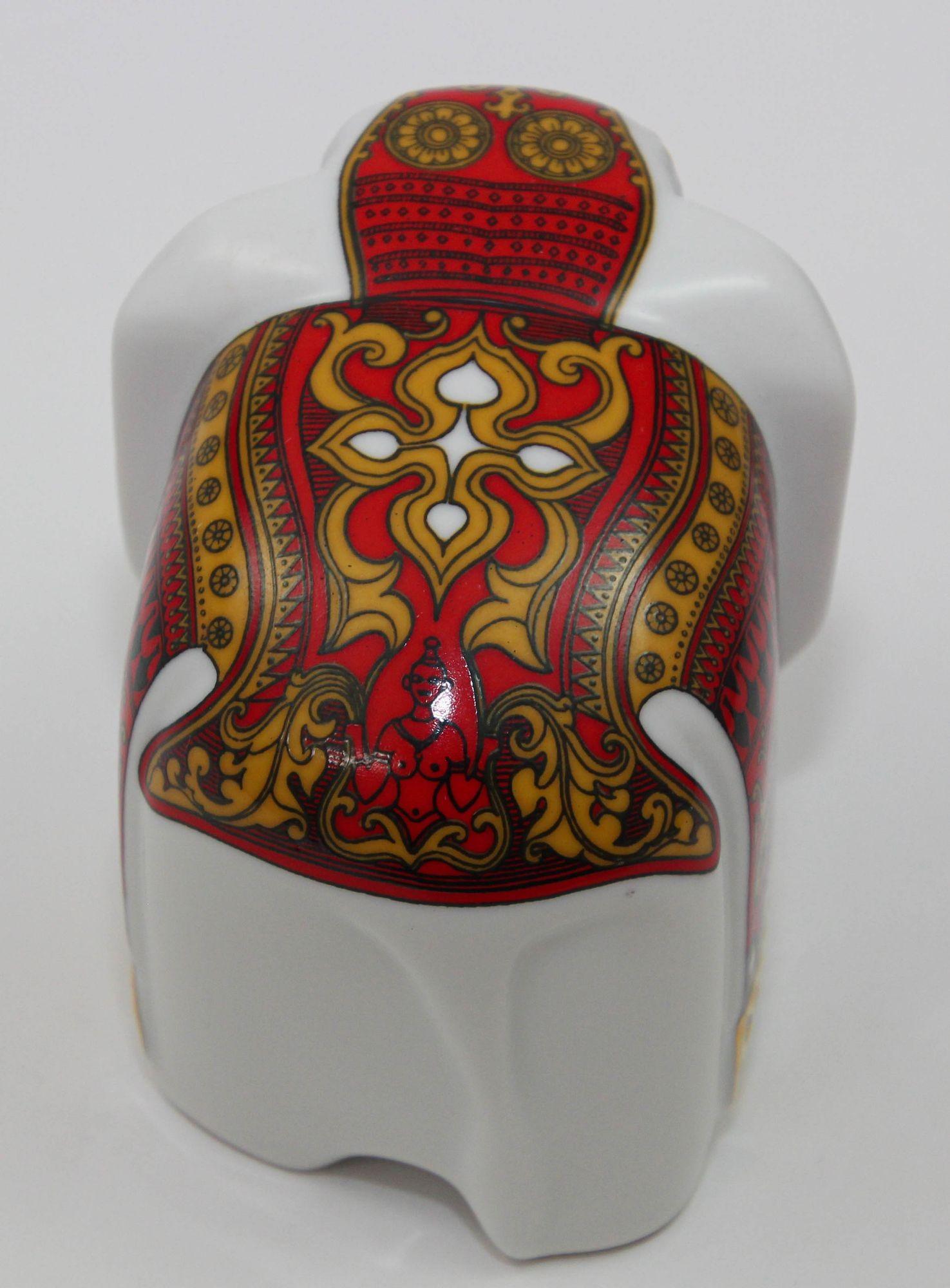 Asian Gilded Porcelain Elephant Ornament Paperweight Sri Lanka For Sale 7