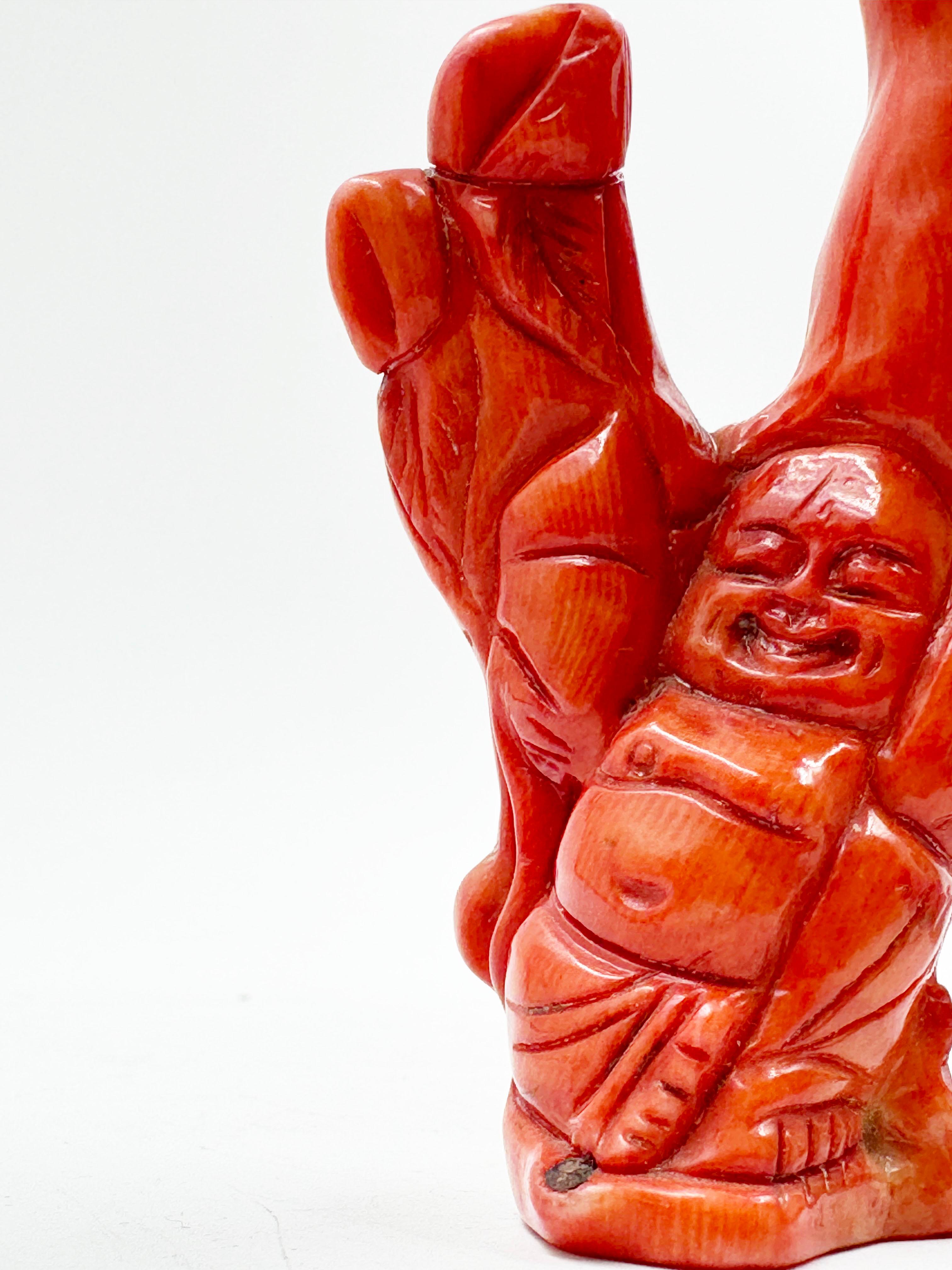 Asian Hand Carved Buddha Coral Figurine from the Qinq Dynasty For Sale 2