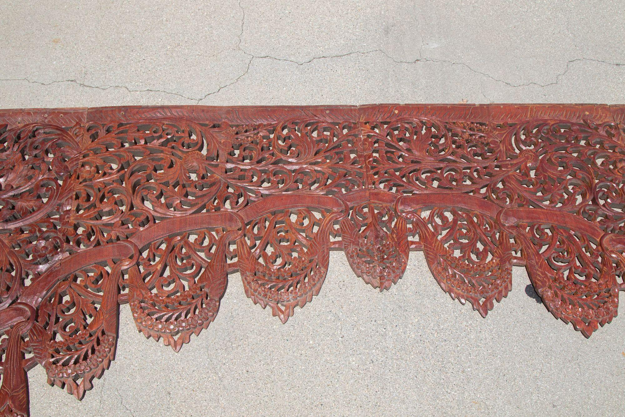 Pannello architettonico asiatico di legno intagliato a mano per la porta a muro ad arco in vendita 9