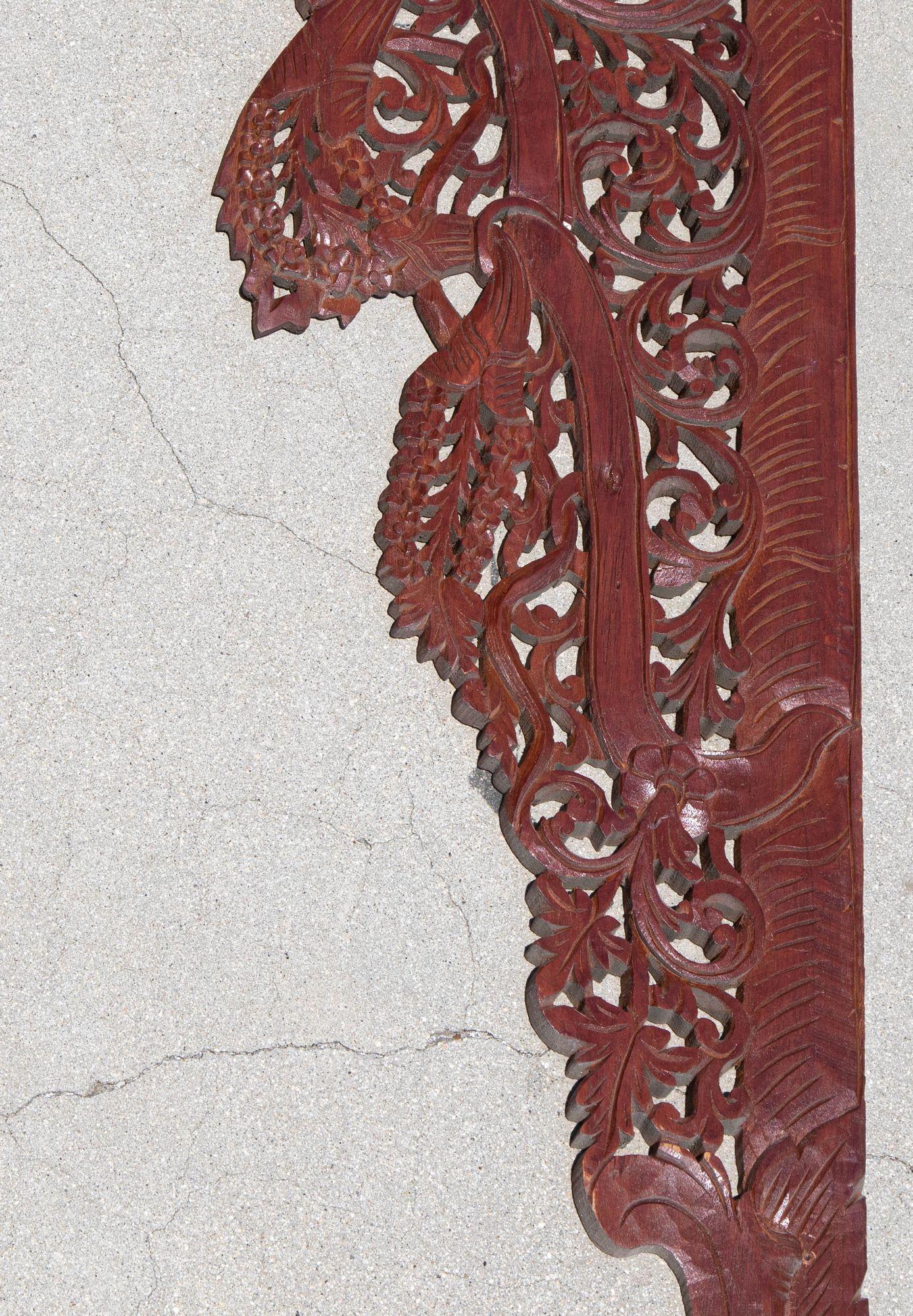 Pannello architettonico asiatico di legno intagliato a mano per la porta a muro ad arco in vendita 1