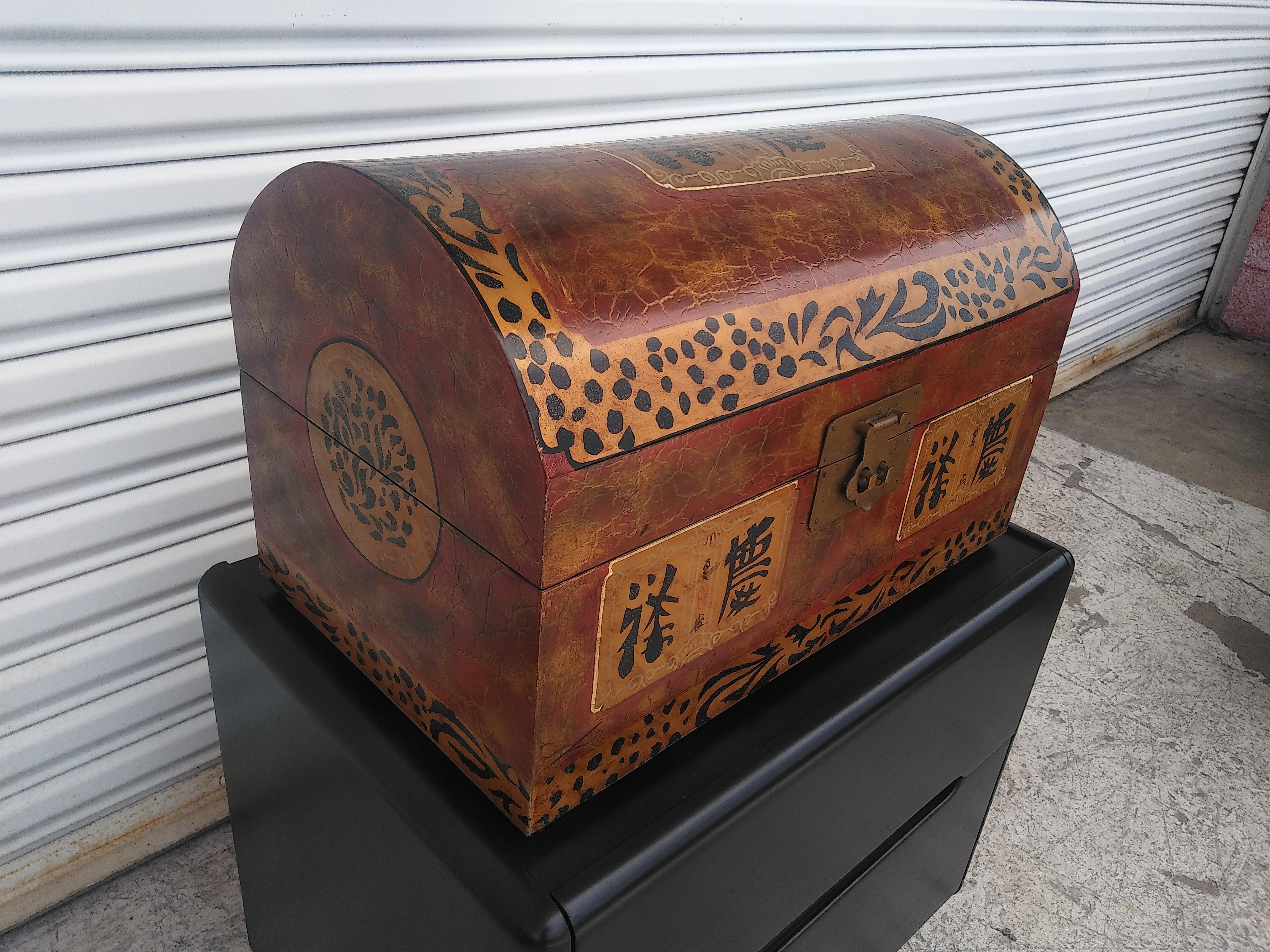 20th Century Asian Hand Painted Humpback Decorative Storage Chest For Sale