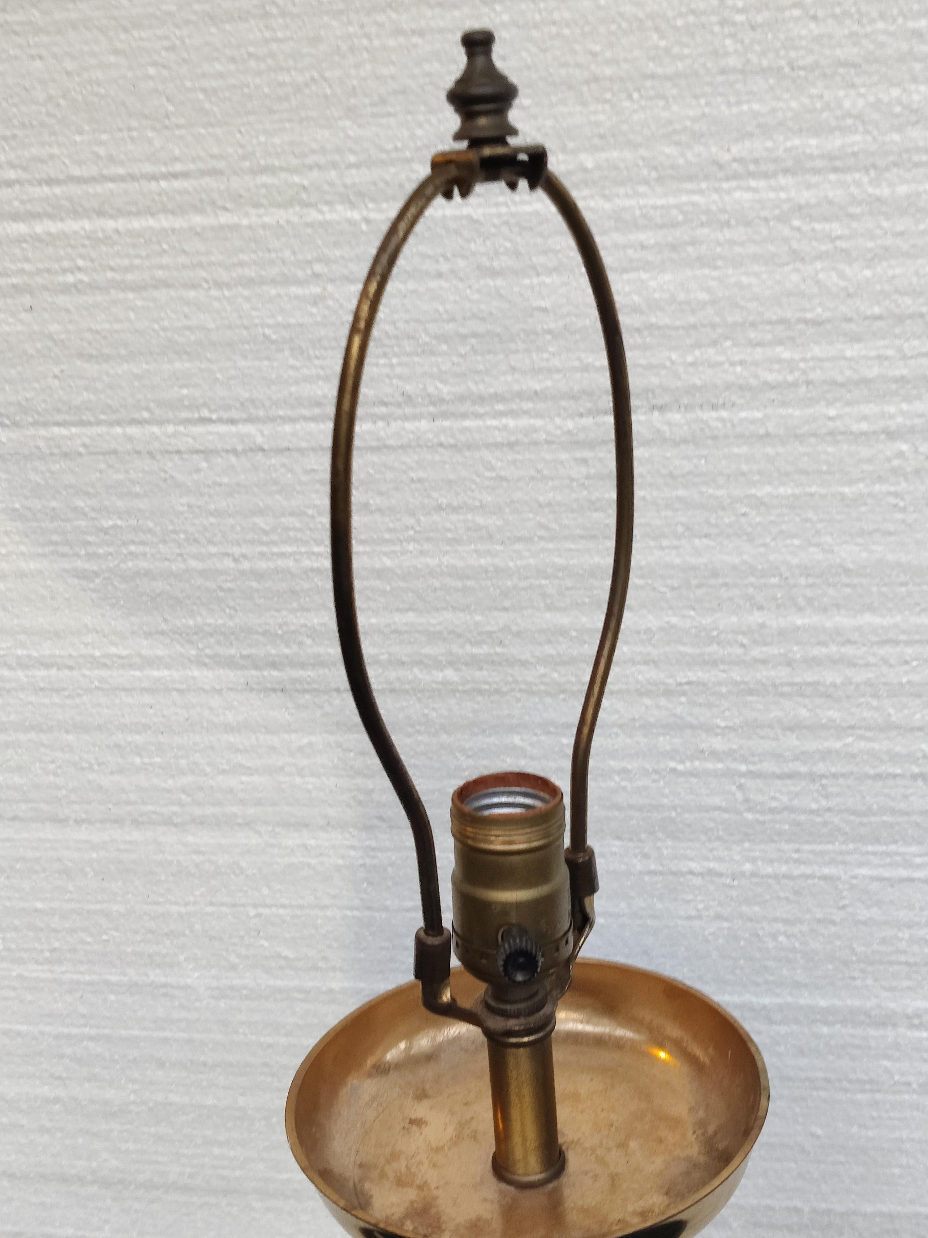 20th Century Asian Hollywood Regency Brass Lamp For Sale