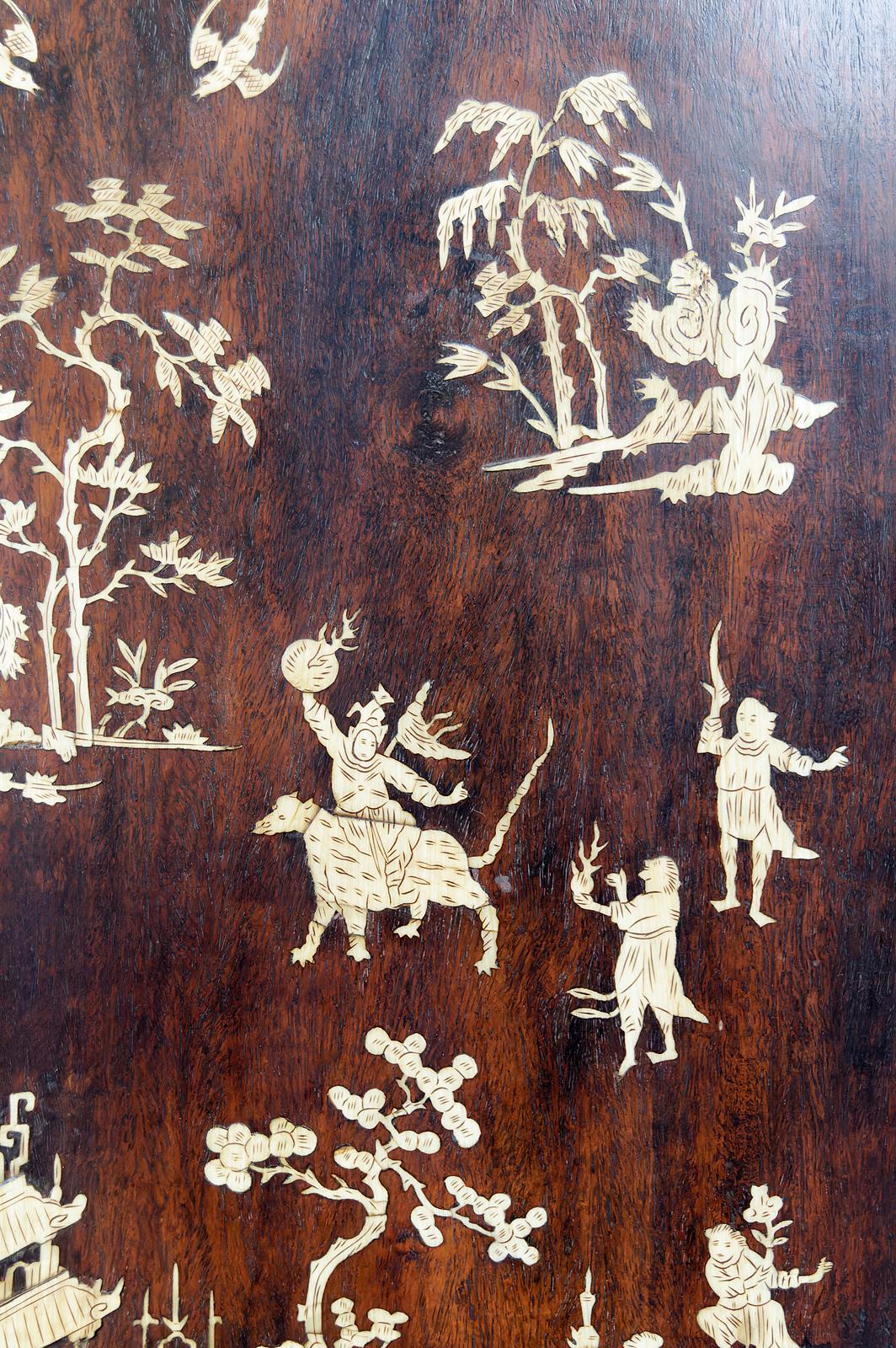Asian ironwood cabinet / Wardrobe inlaid with bone, Indochina, circa 1880 For Sale 2