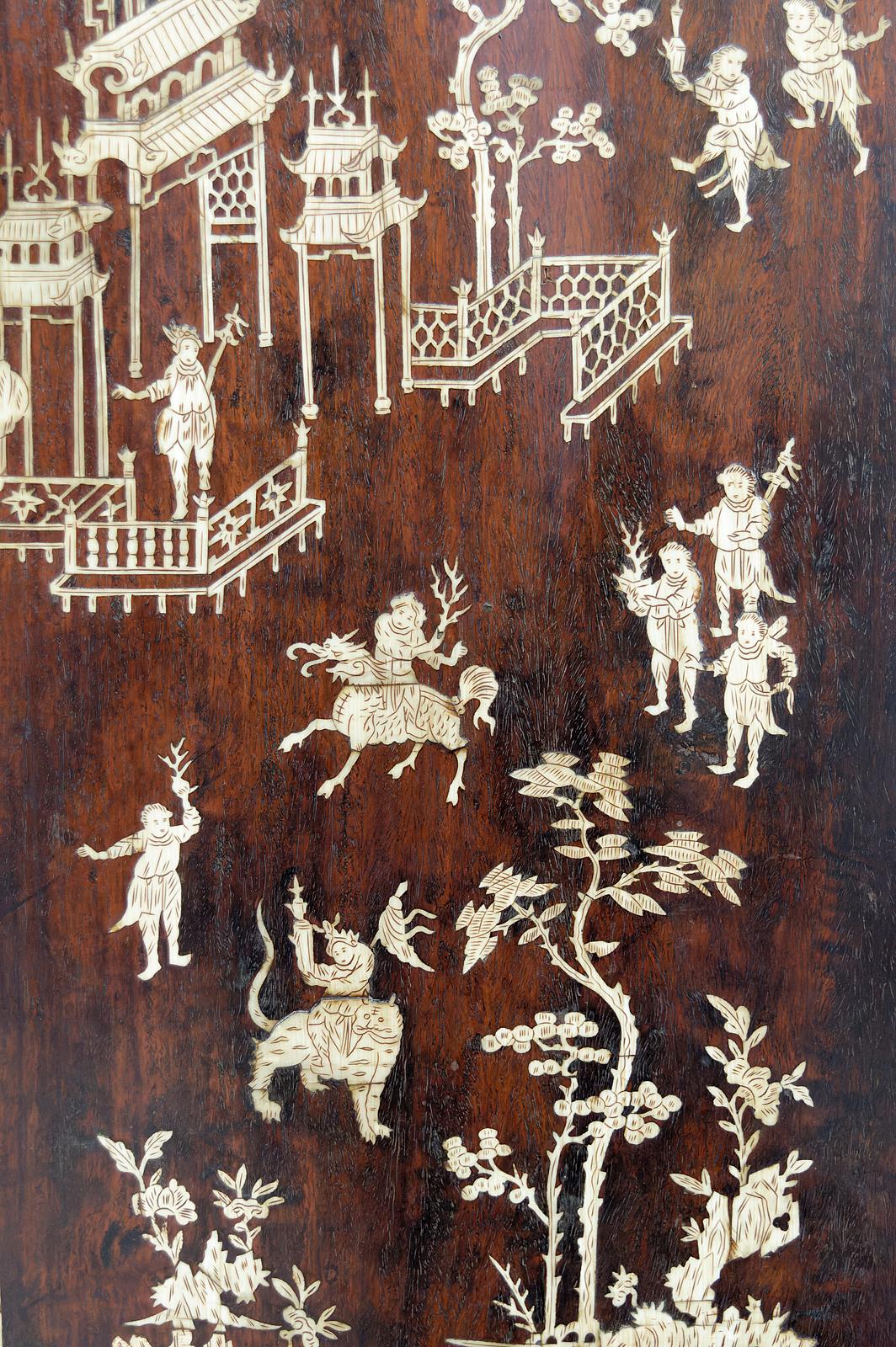 Asian ironwood cabinet / Wardrobe inlaid with bone, Indochina, circa 1880 For Sale 5