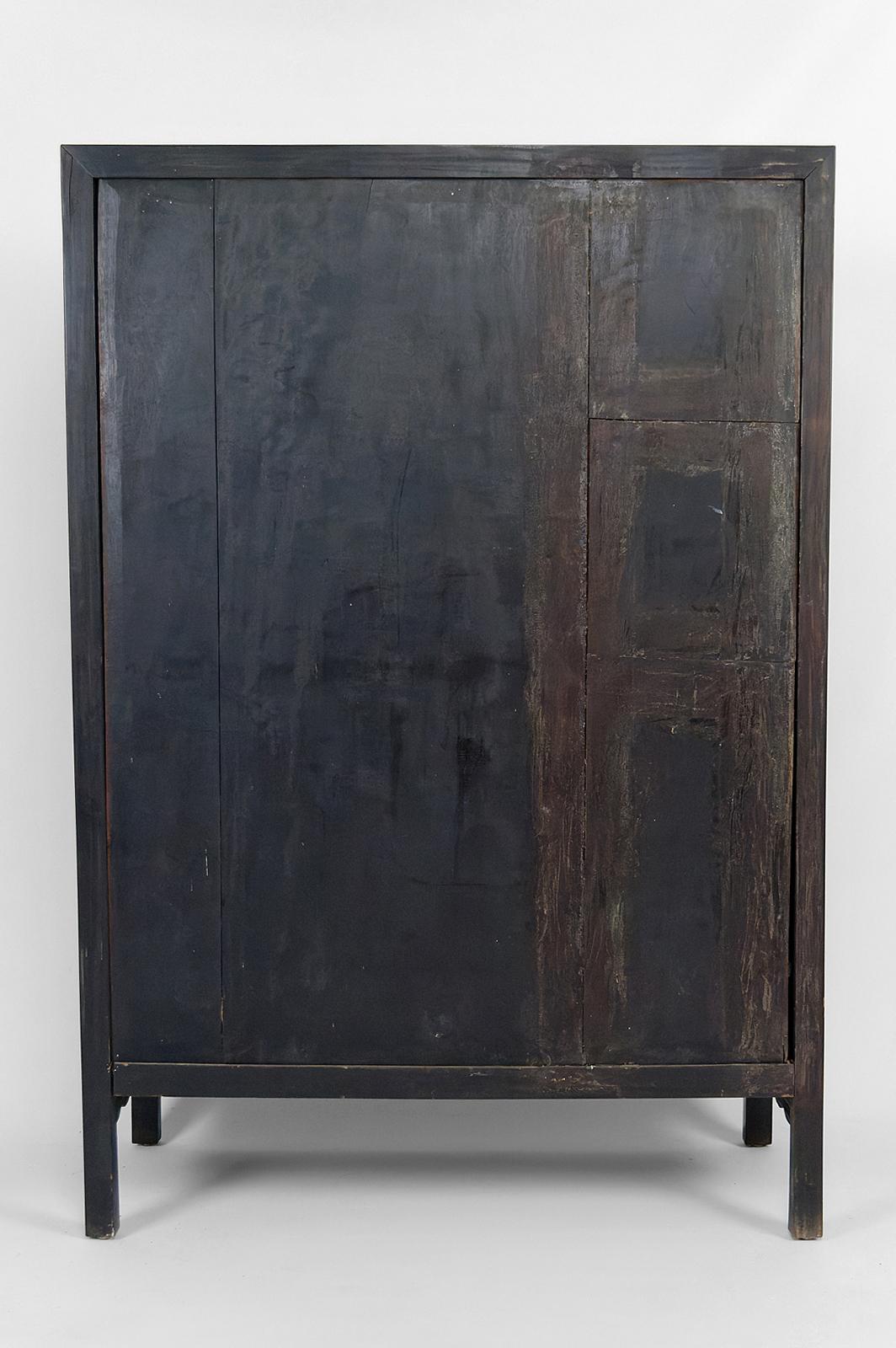Asian ironwood cabinet / Wardrobe inlaid with bone, Indochina, circa 1880 For Sale 12