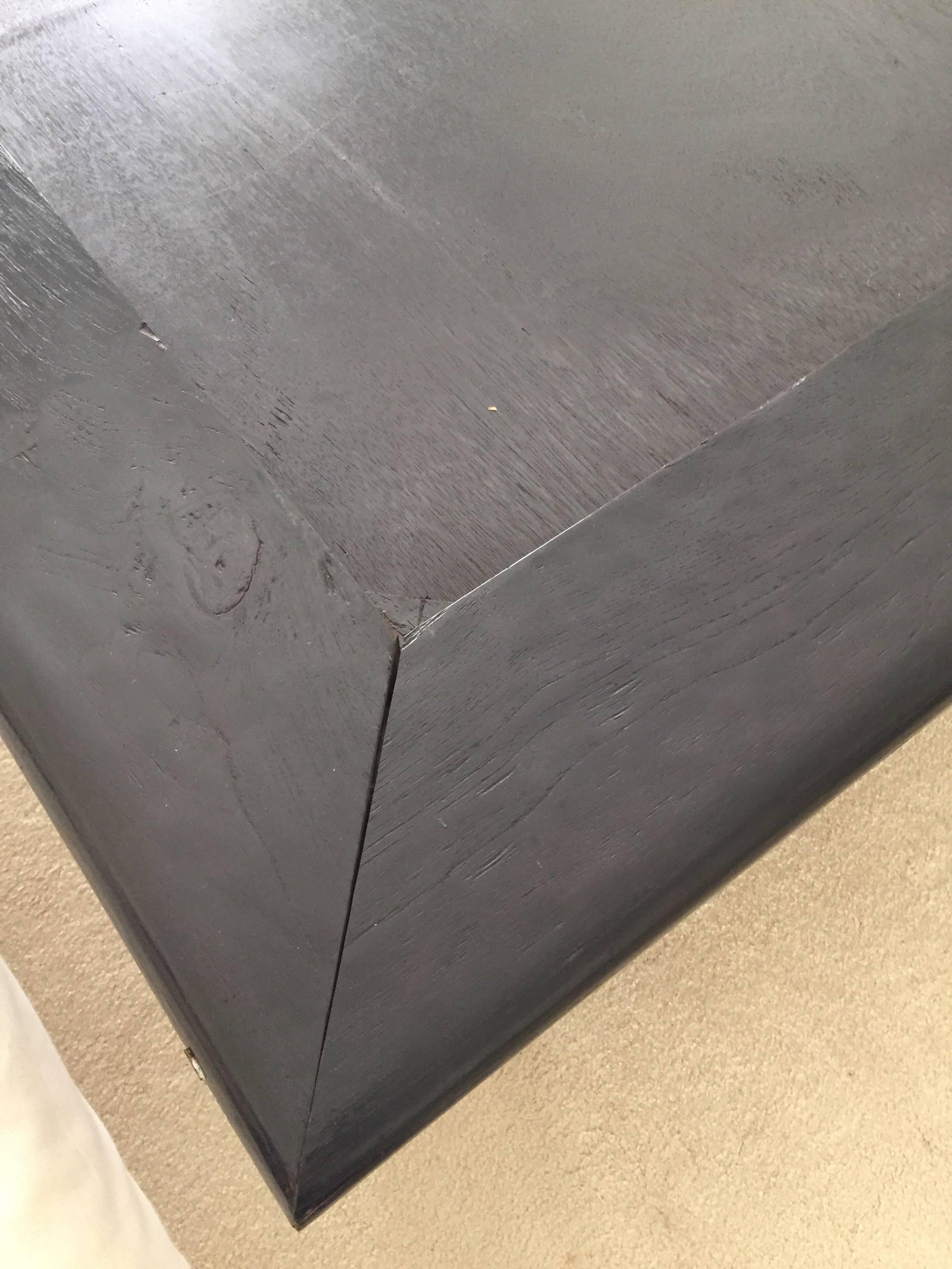 Asian Japanese Low Platform Bed in Black Solid Wood, Tatami Queen Size In Good Condition In North Hollywood, CA